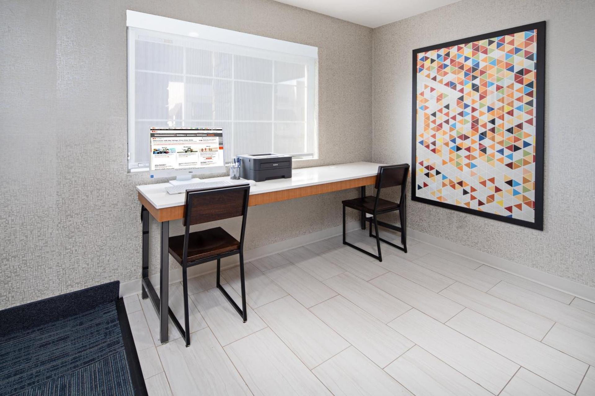 Holiday Inn Express & Suites Watsonville by IHG photo 24