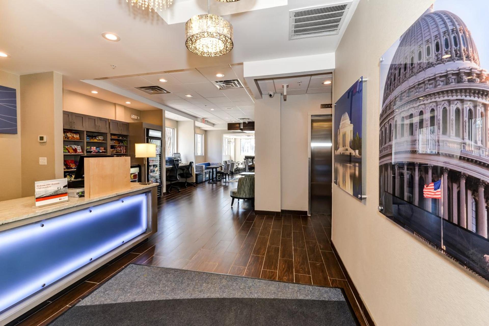 Holiday Inn Express Washington DC Silver Spring by IHG photo 7