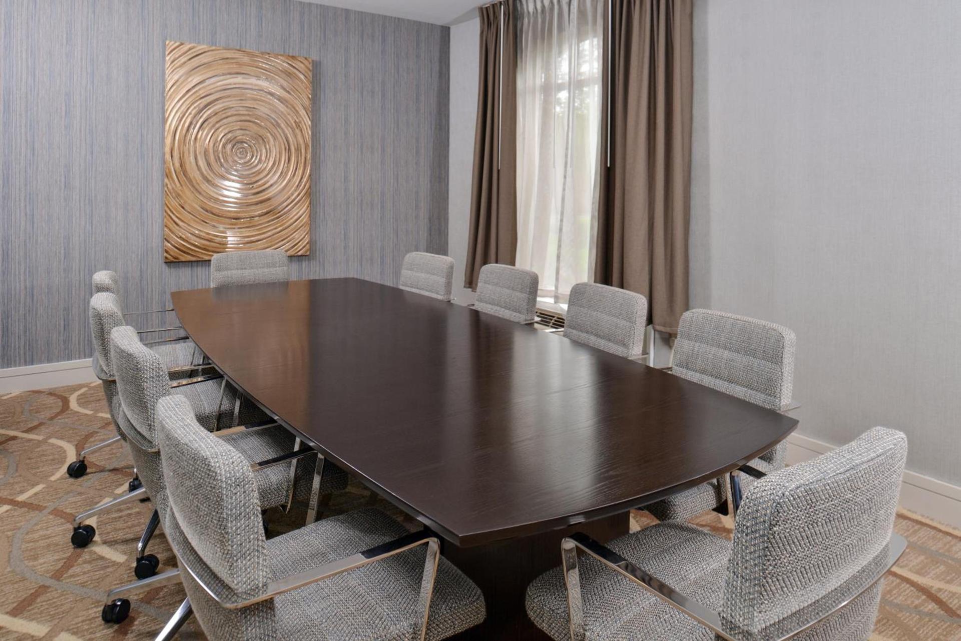 Holiday Inn Express Hotel & Suites Lafayette by IHG photo 9