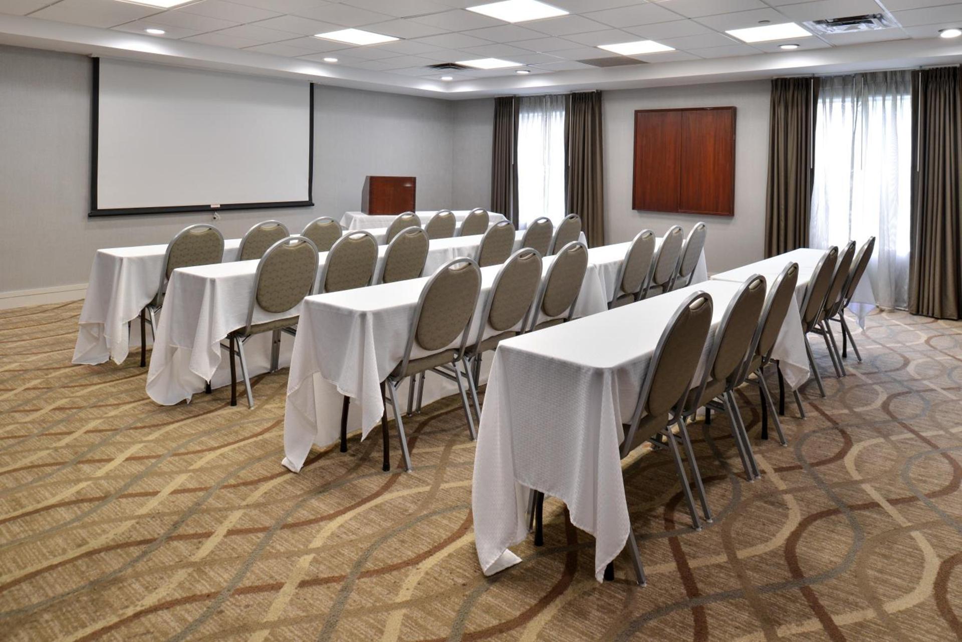 Holiday Inn Express Hotel & Suites Lafayette by IHG photo 24