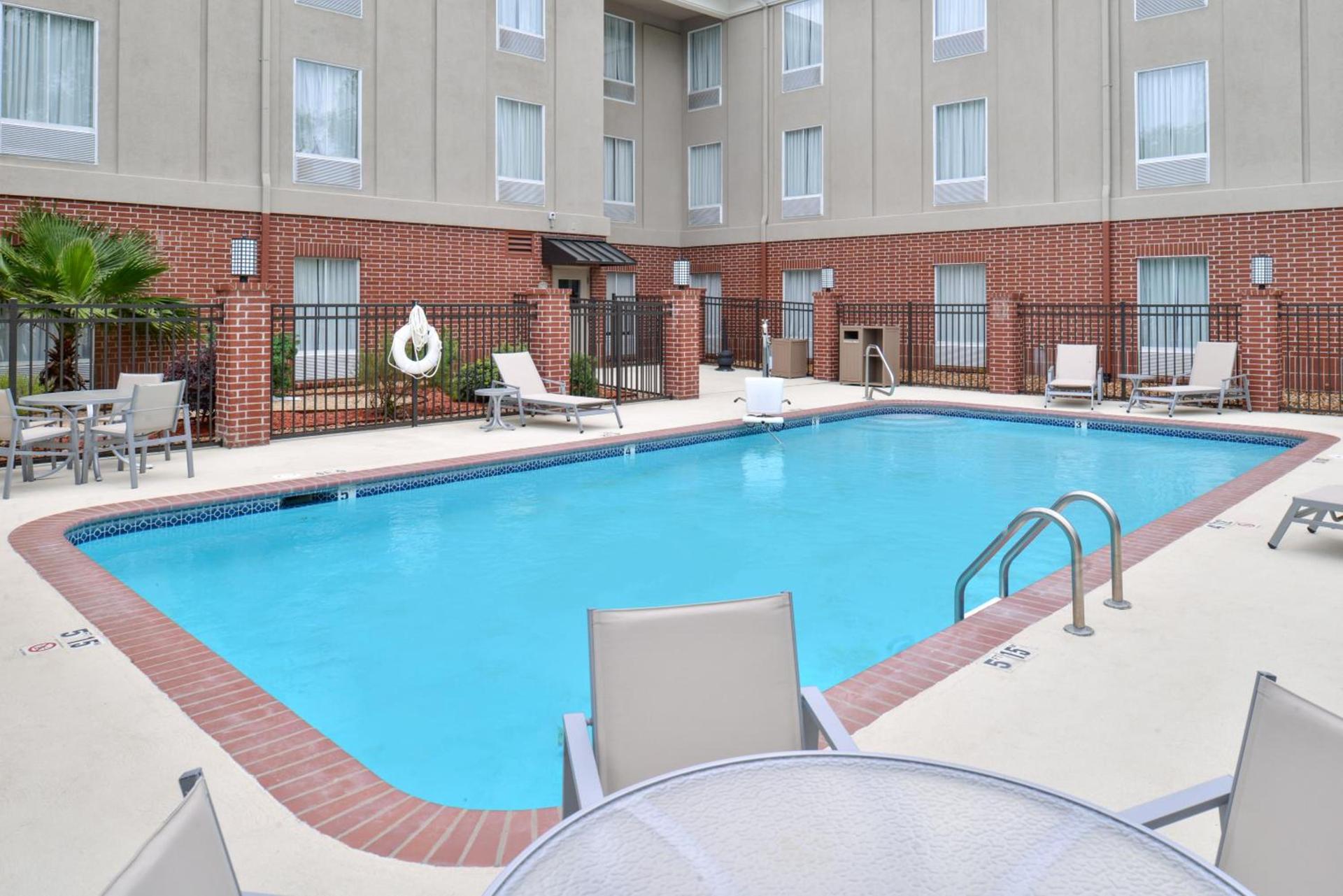 Holiday Inn Express Hotel & Suites Lafayette by IHG photo 3