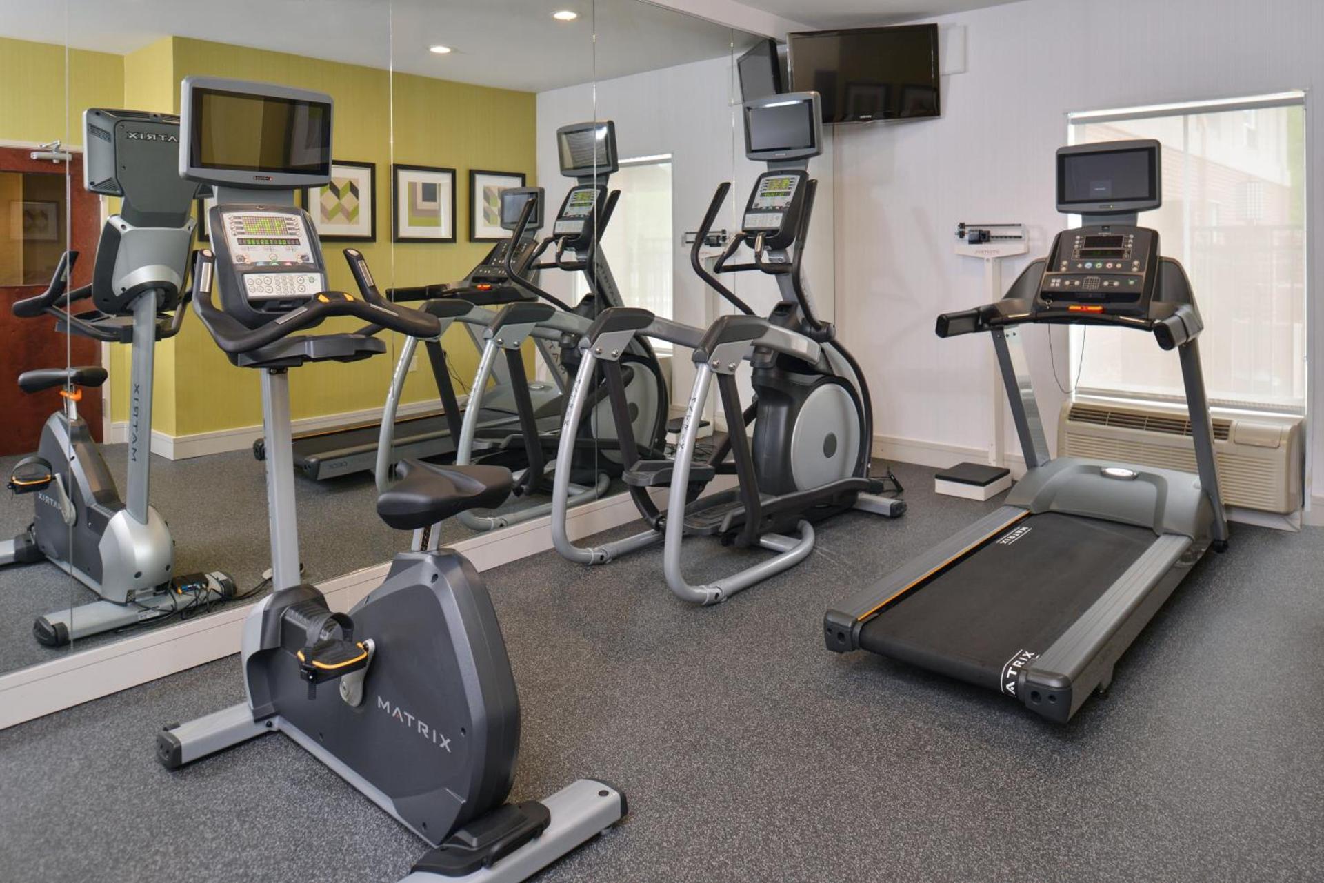Holiday Inn Express Hotel & Suites Lafayette by IHG photo 12