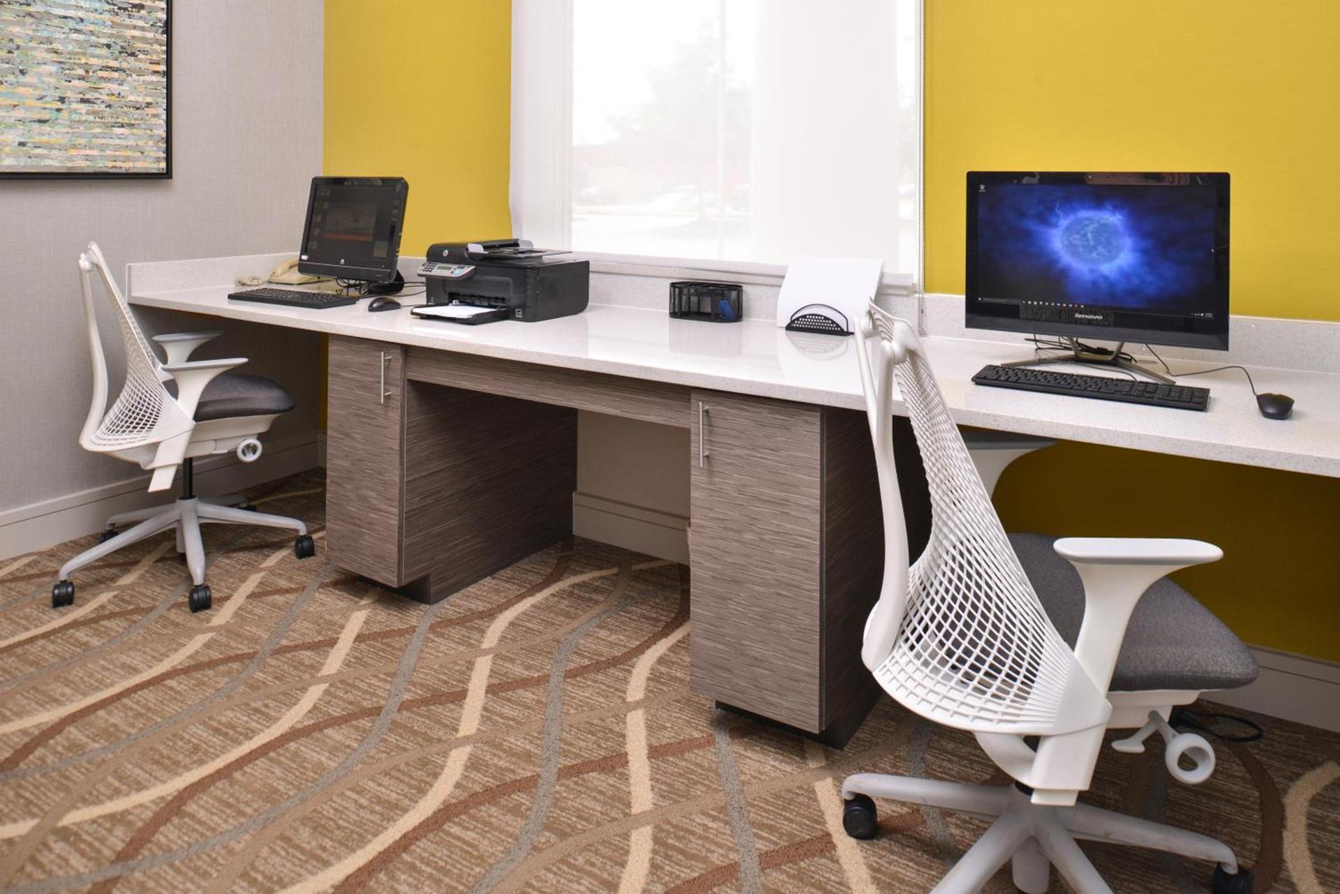 Holiday Inn Express Hotel & Suites Lafayette by IHG photo 21