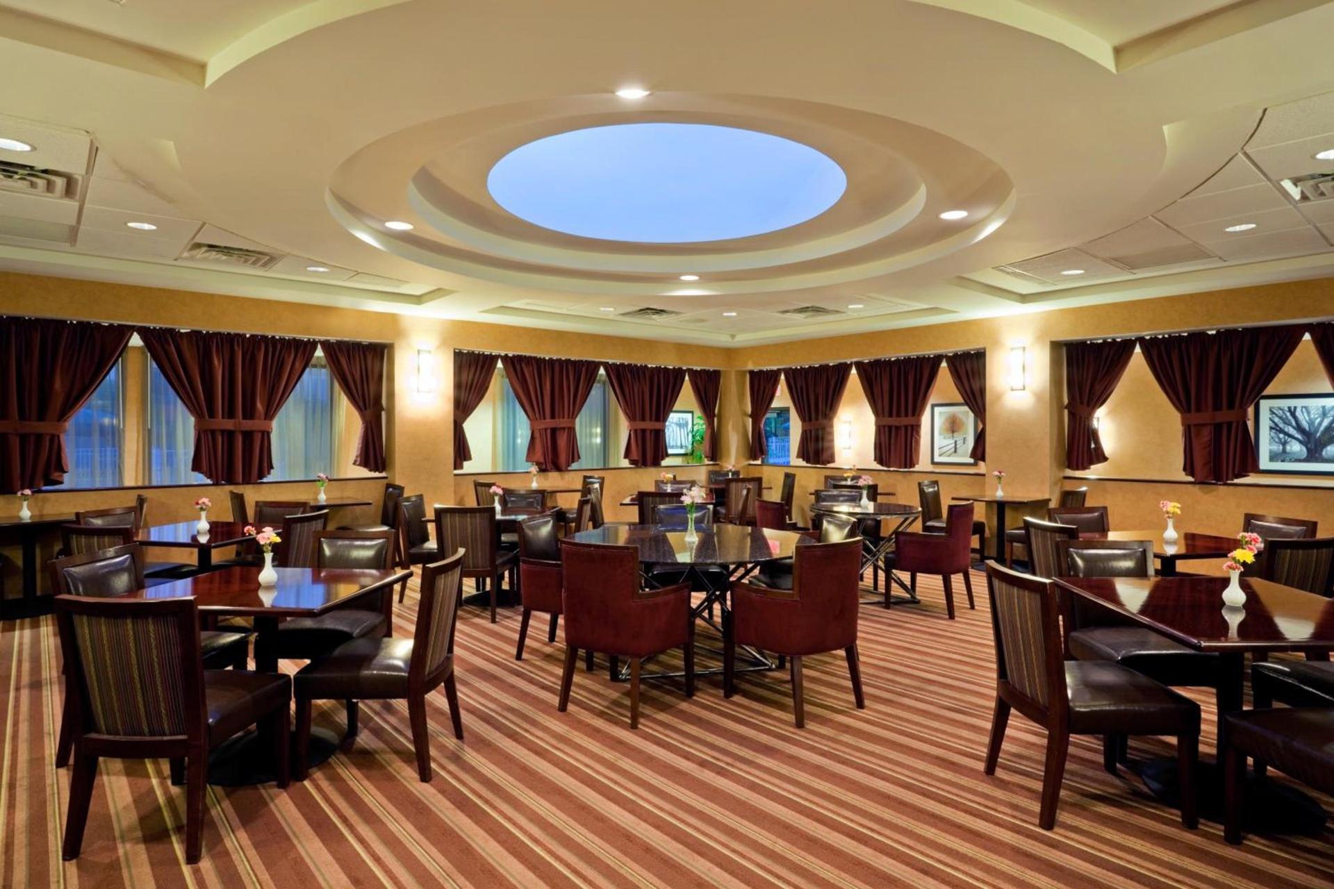 Armoni Inn & Suites photo 6