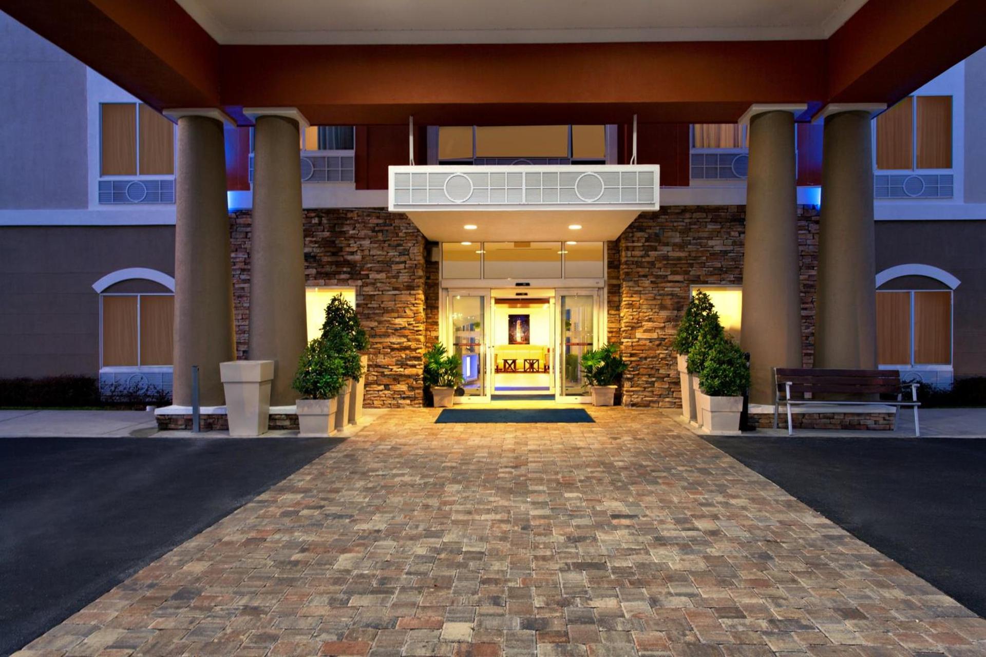 Holiday Inn Express Lake Wales North-Winter Haven by IHG photo 20