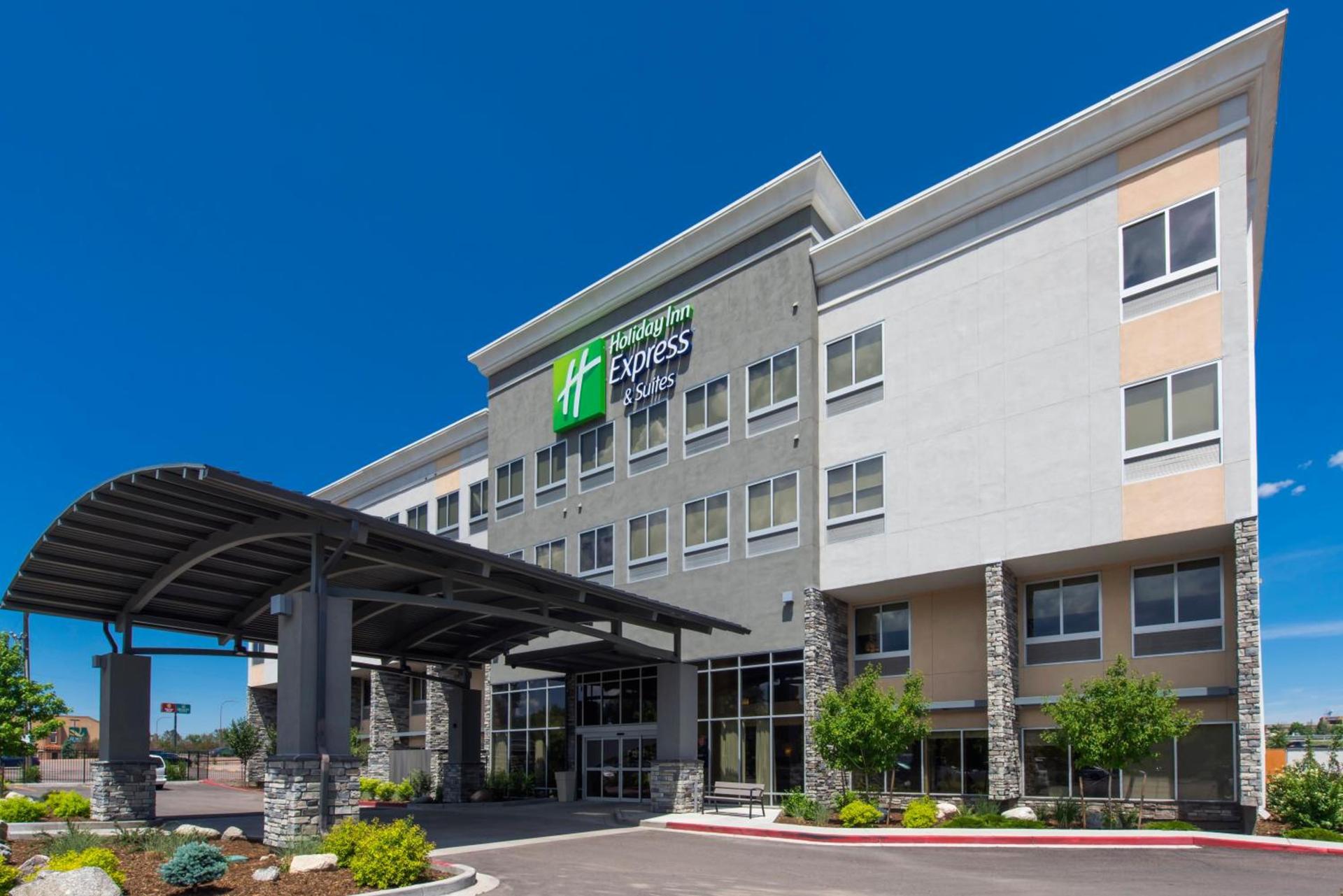 Holiday Inn Express & Suites Colorado Springs Central by IHG photo 84