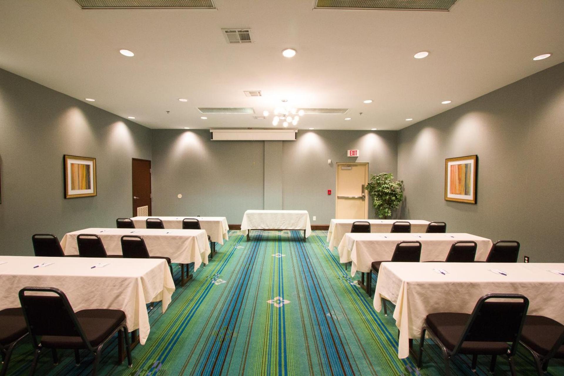 La Quinta Inn & Suites Nacogdoches photo 28