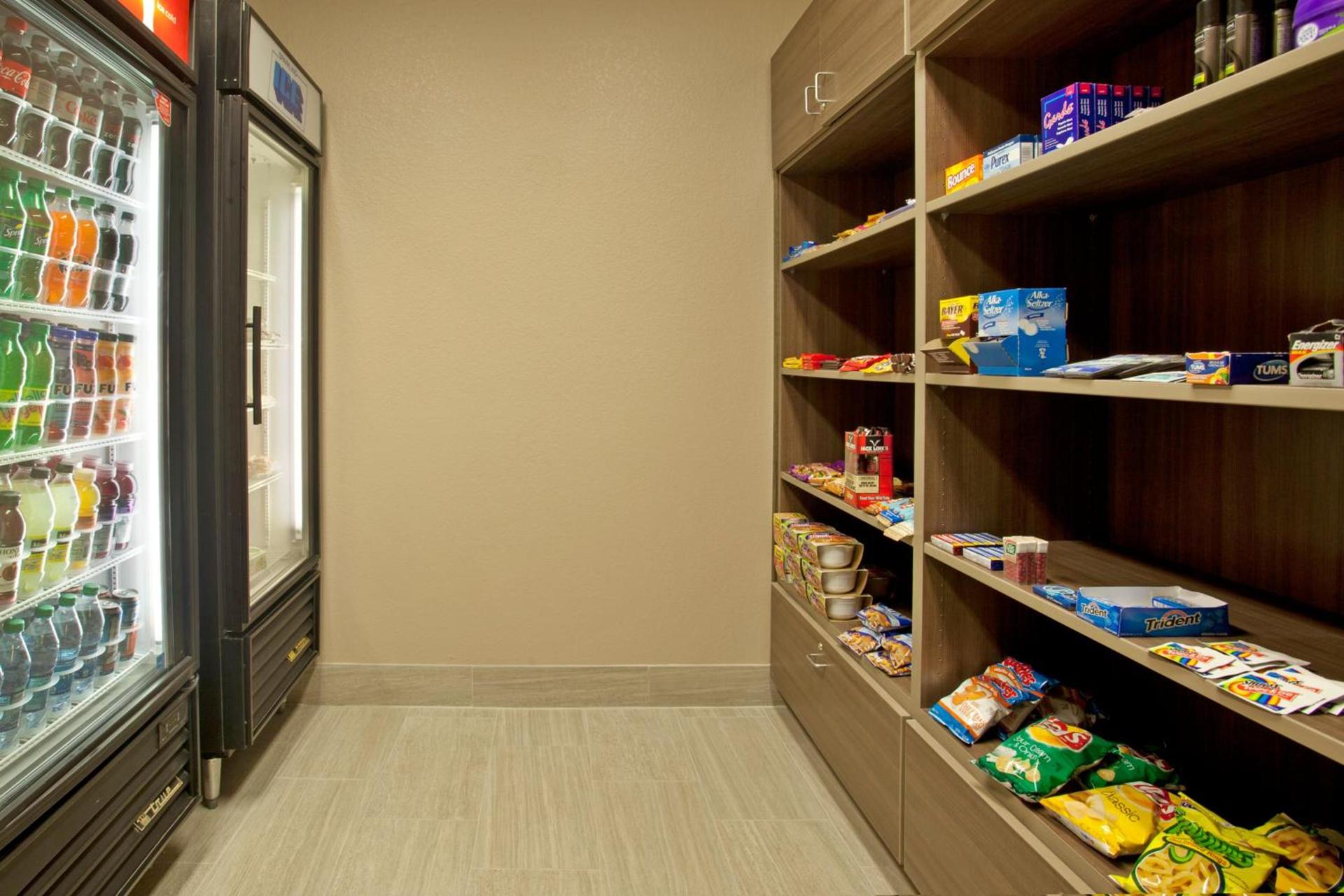 Holiday Inn Express Hotel & Suites Minneapolis - Minnetonka by IHG photo 17