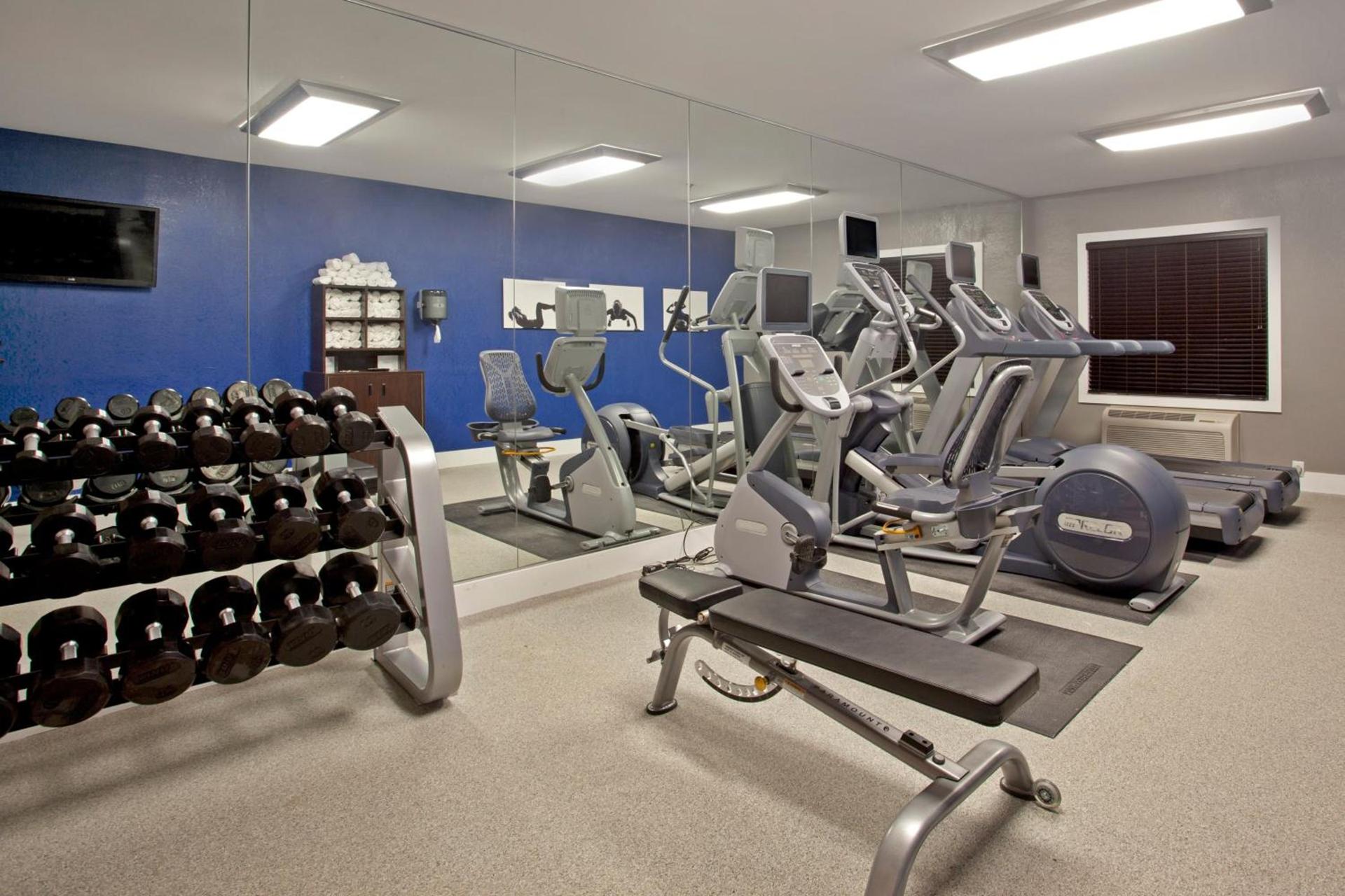 Holiday Inn Express Hotel & Suites Minneapolis - Minnetonka by IHG photo 24