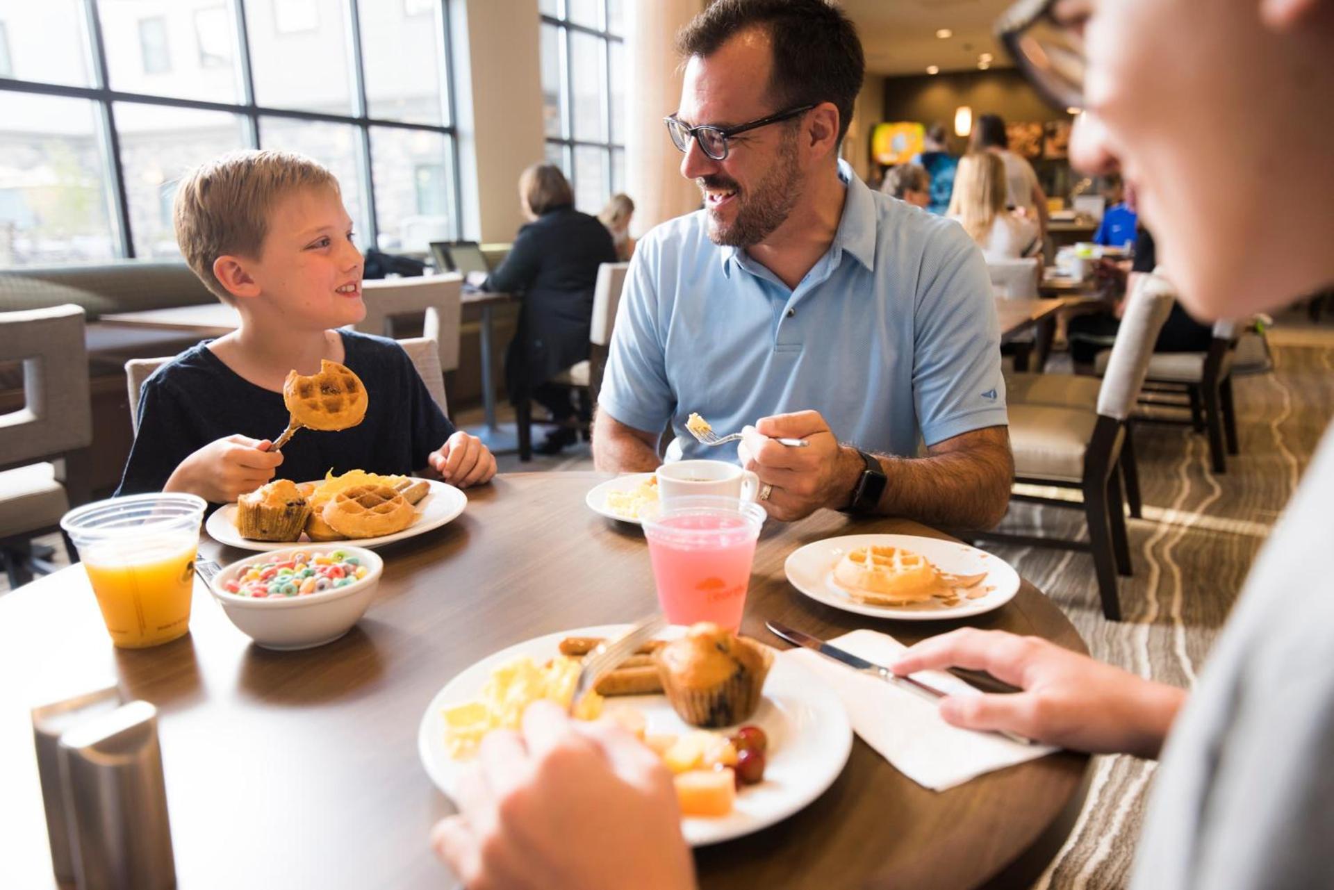 Staybridge Suites - Wisconsin Dells - Lake Delton by IHG photo 42