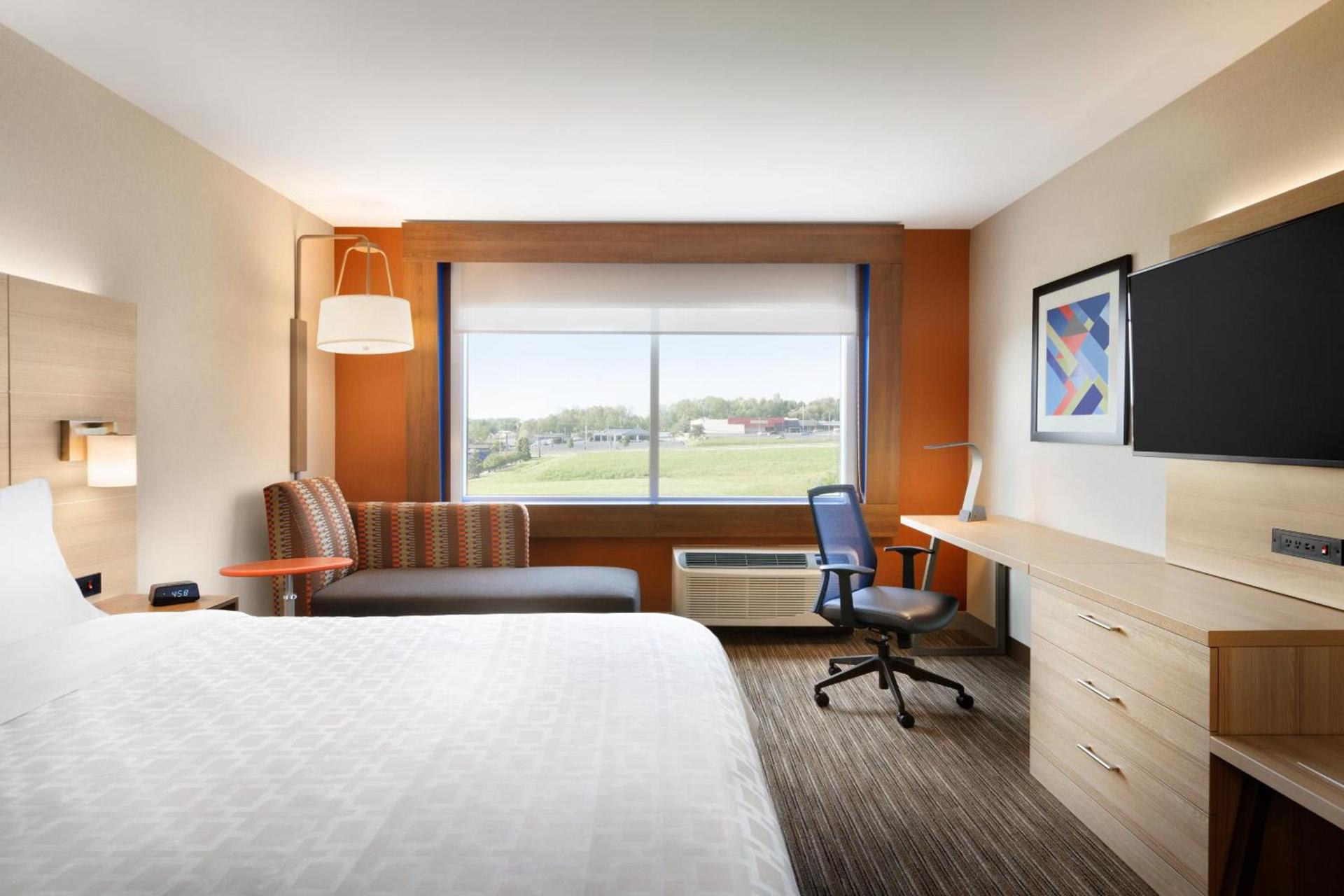 Holiday Inn Express & Suites Brunswick-Harpers Ferry Area by IHG photo 12