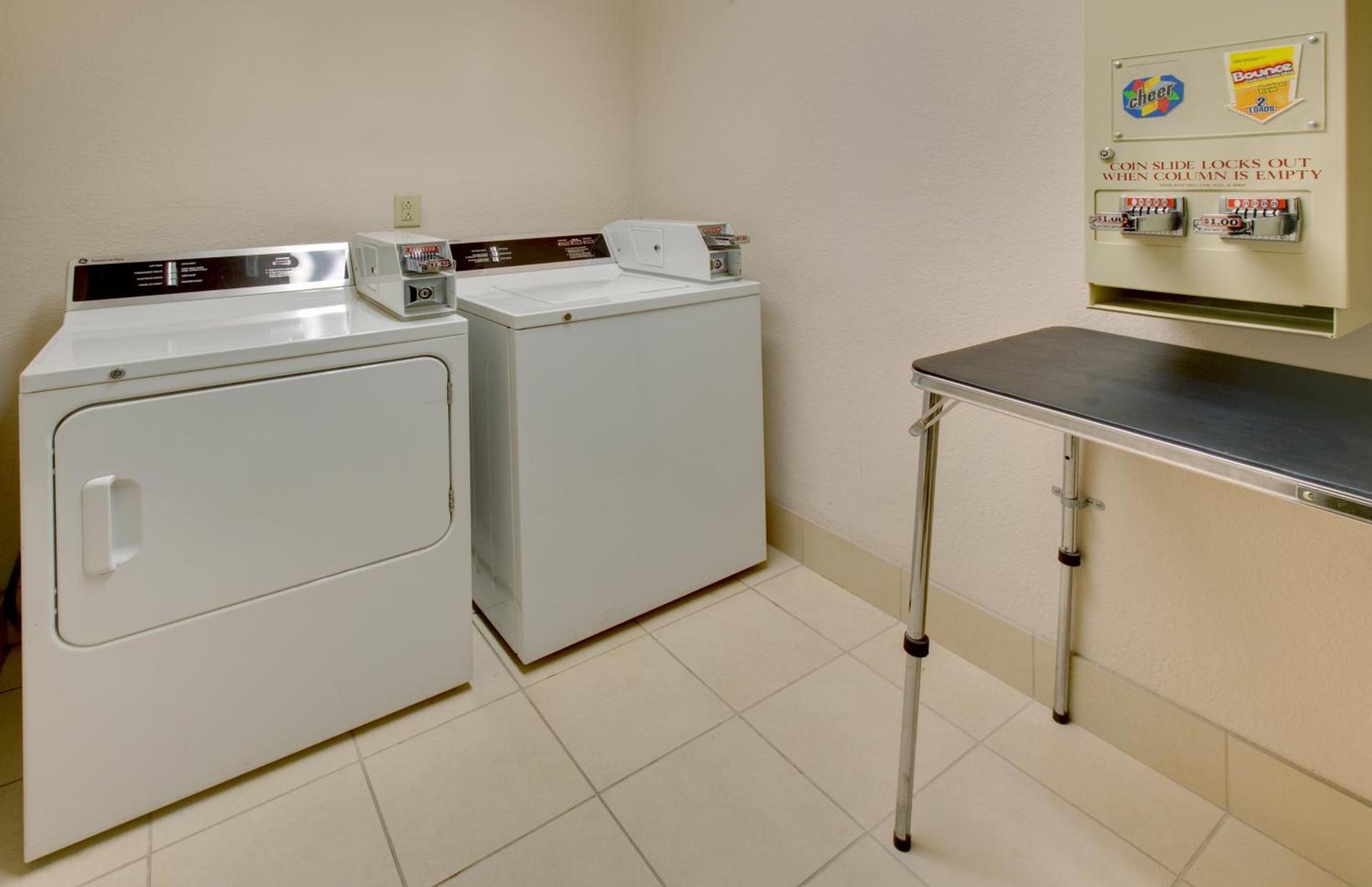Holiday Inn Express Hotel & Suites Pleasant Prairie-Kenosha by IHG photo 11