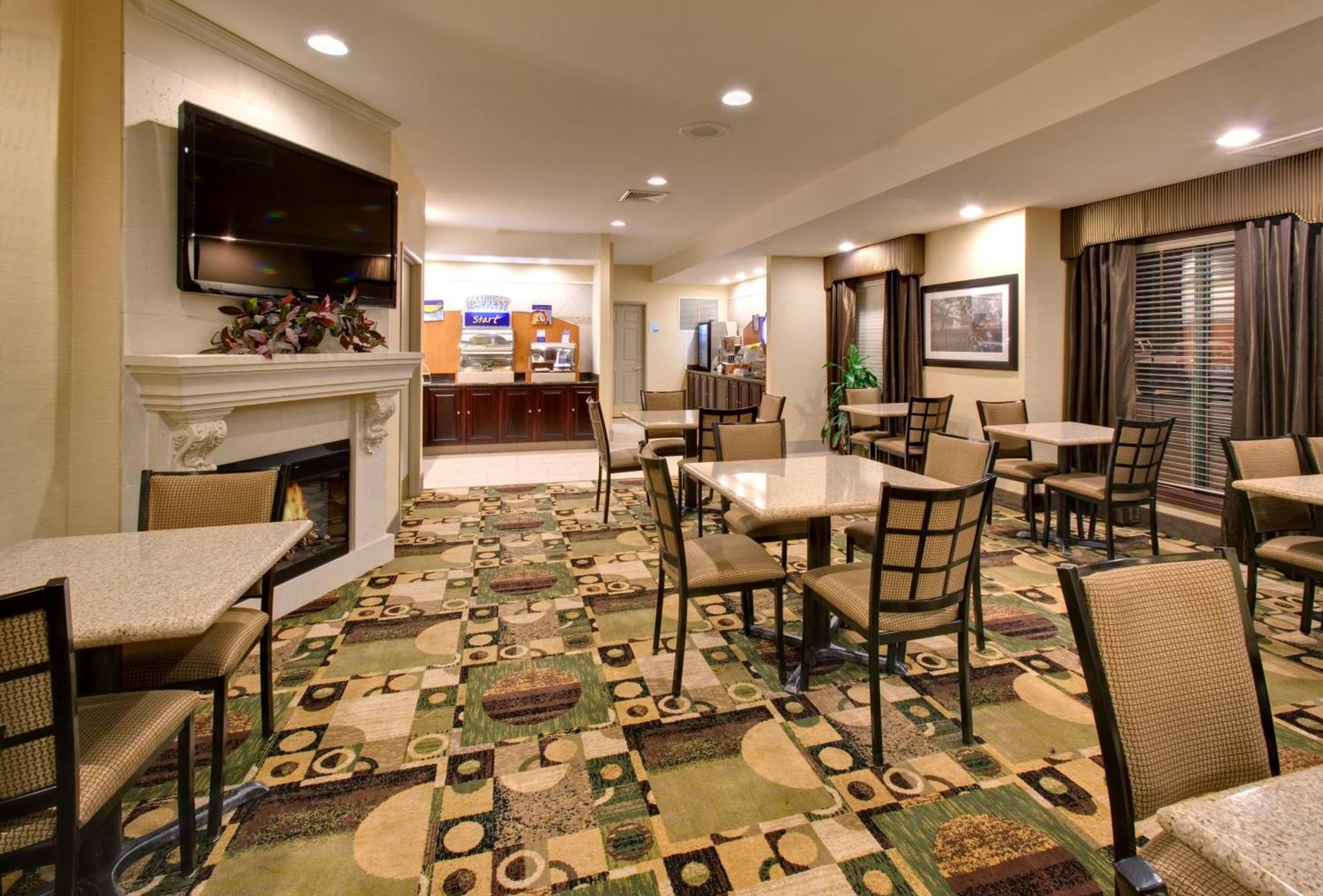 Holiday Inn Express Hotel & Suites Pleasant Prairie-Kenosha by IHG photo 14