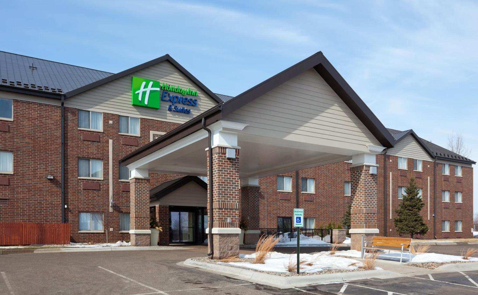 Holiday Inn Express Hotel & Suites St. Paul - Woodbury by IHG photo 35