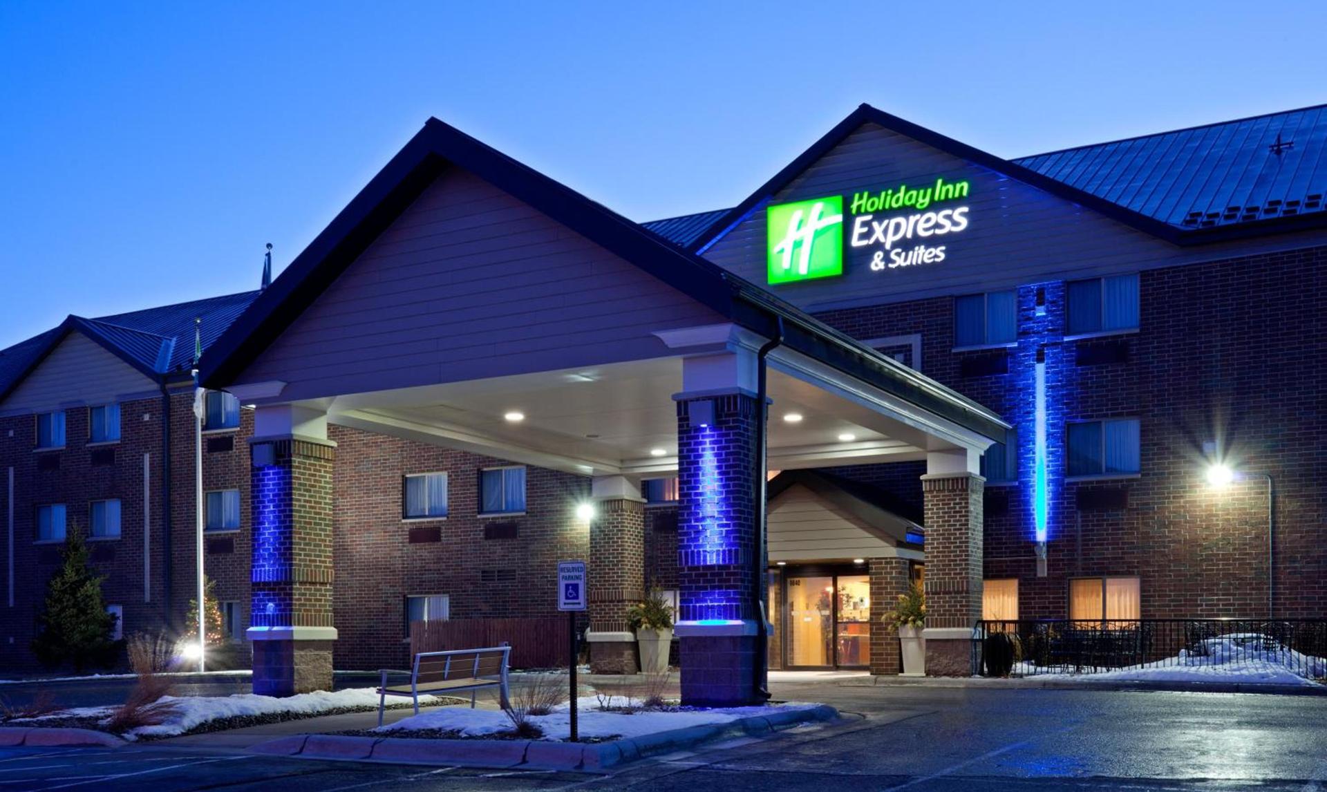 Holiday Inn Express Hotel & Suites St. Paul - Woodbury by IHG — hotel in Woodbury