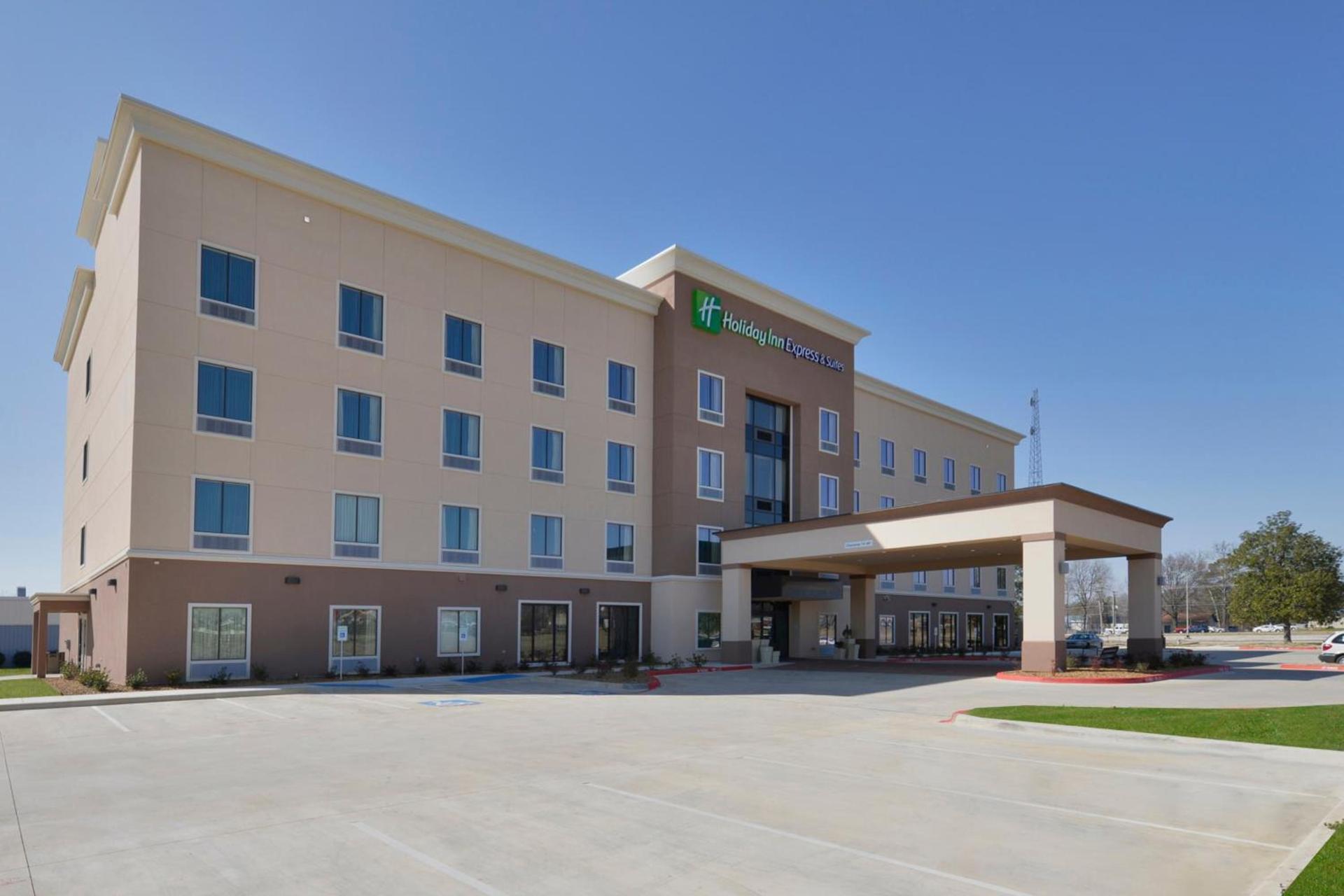 Holiday Inn Express & Suites Forrest City by IHG photo 27