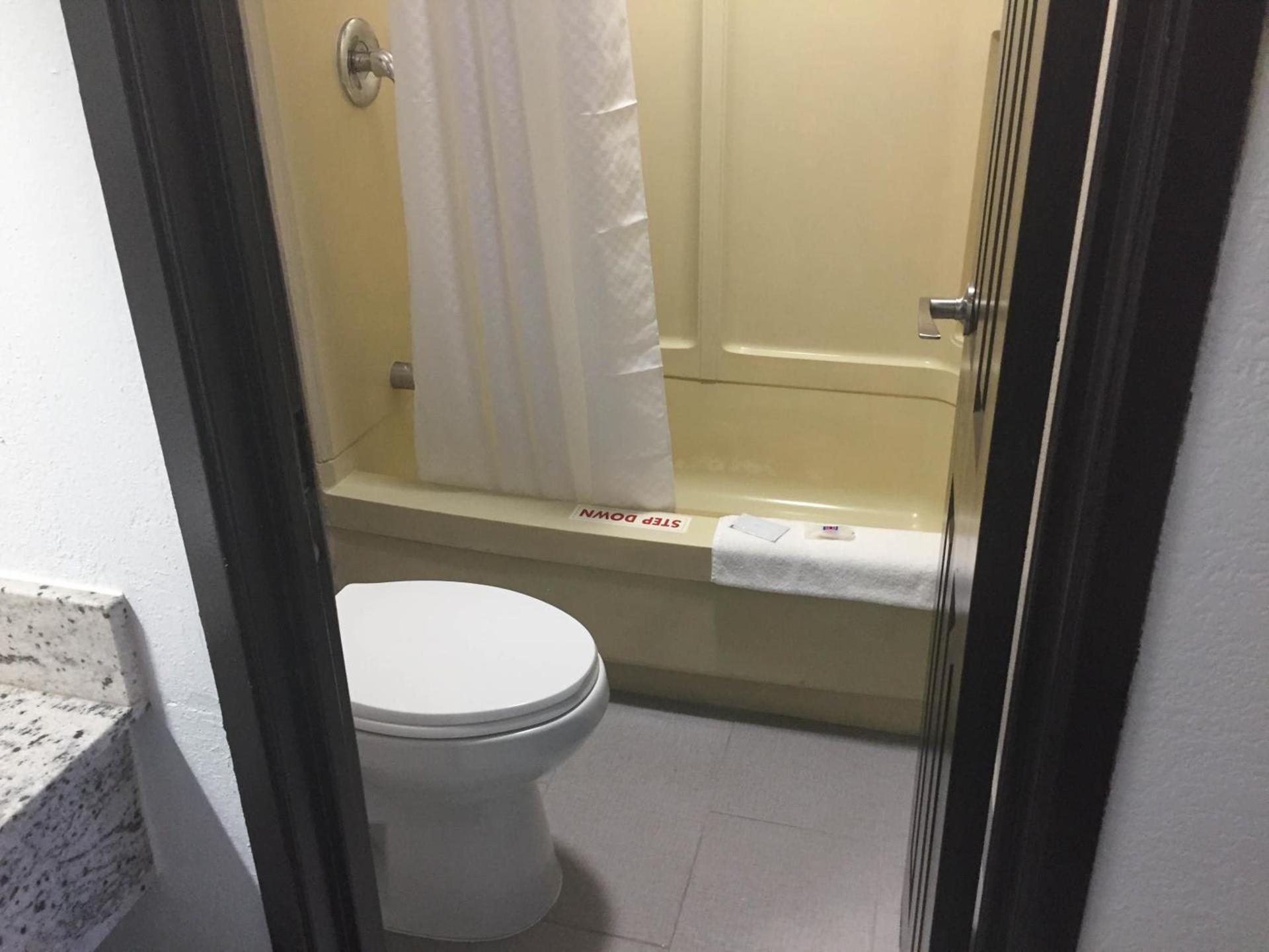 Motel 6-Burnsville, MN photo 40