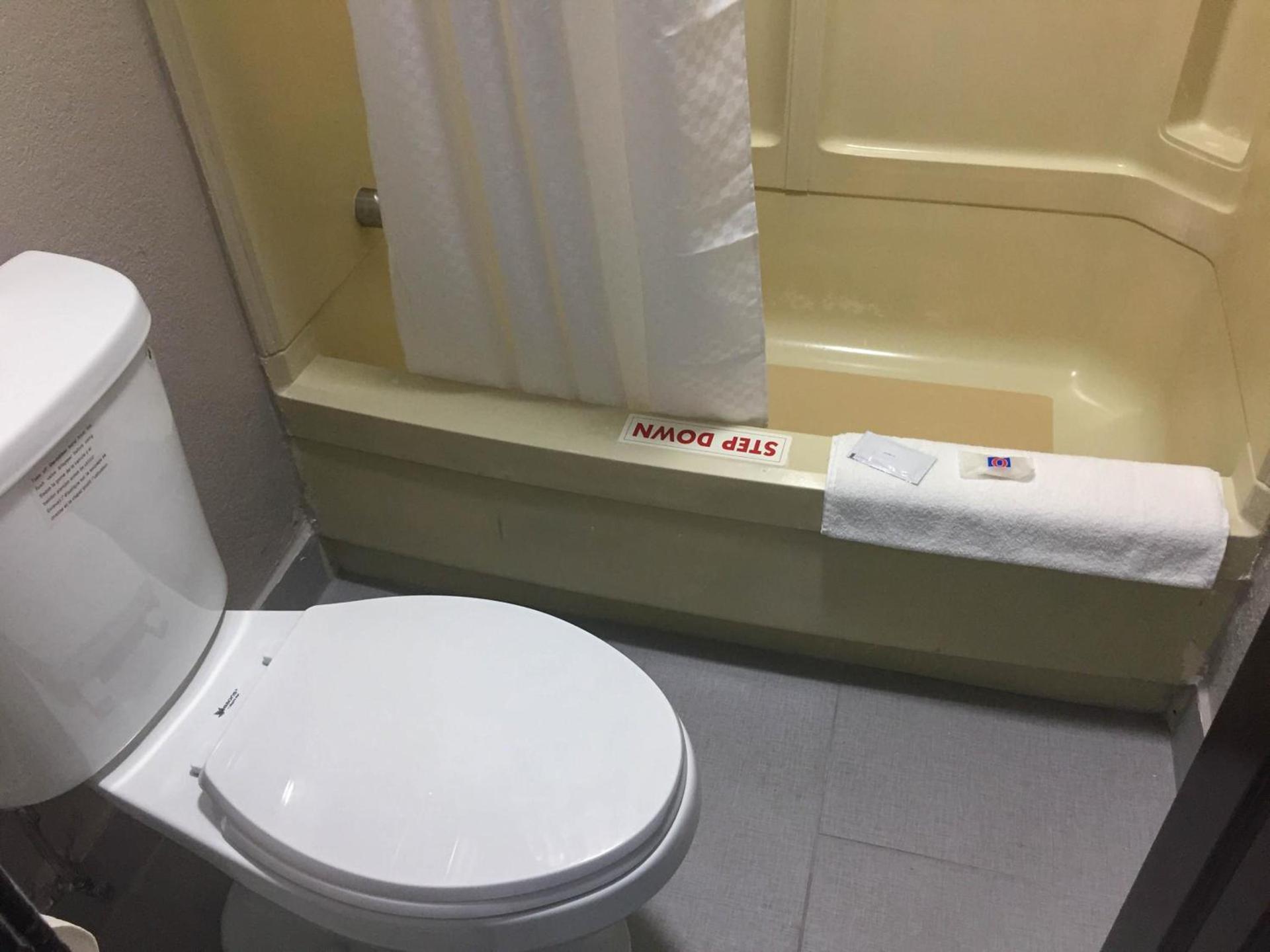 Motel 6-Burnsville, MN photo 2