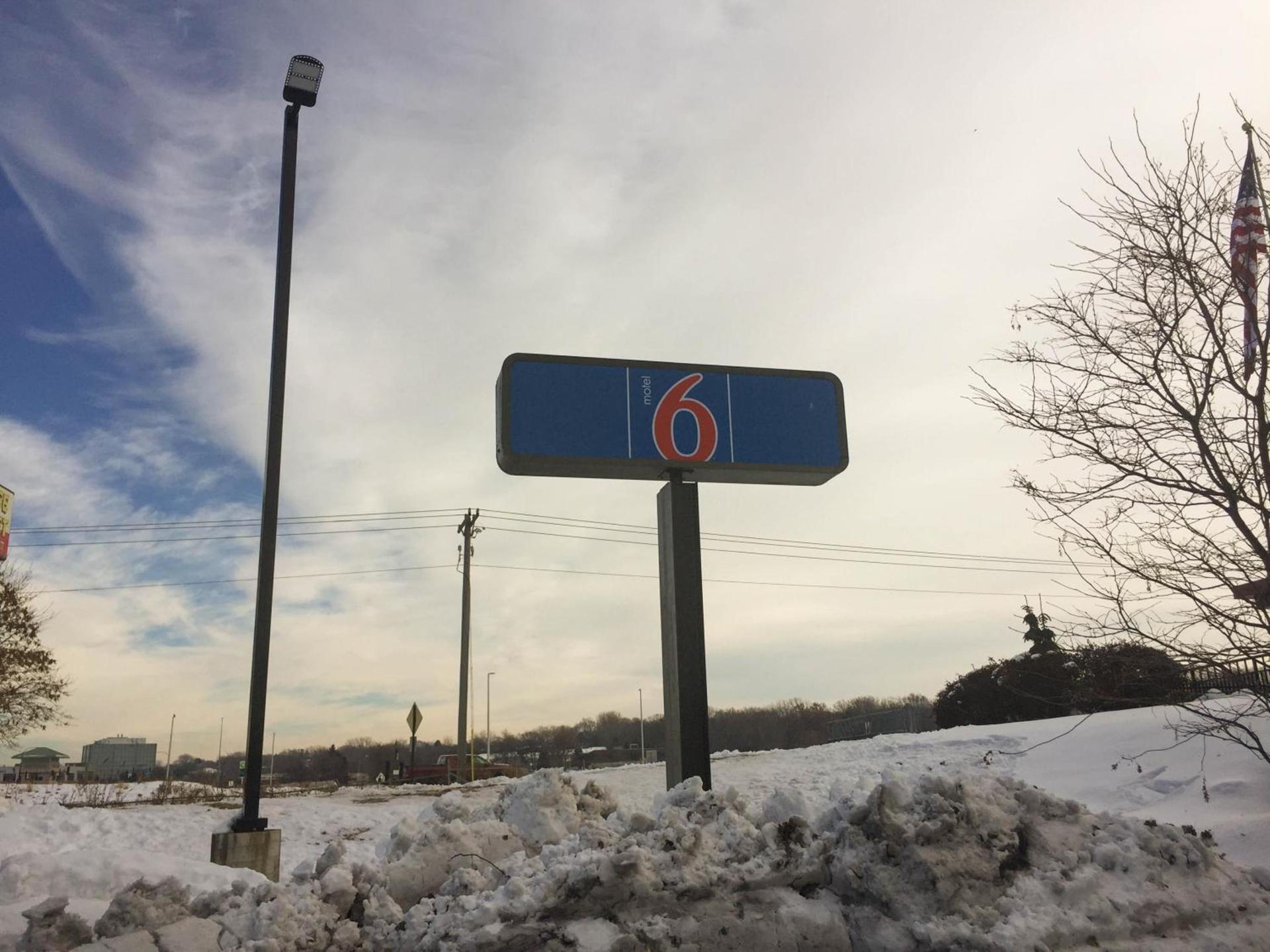 Motel 6-Burnsville, MN photo 9