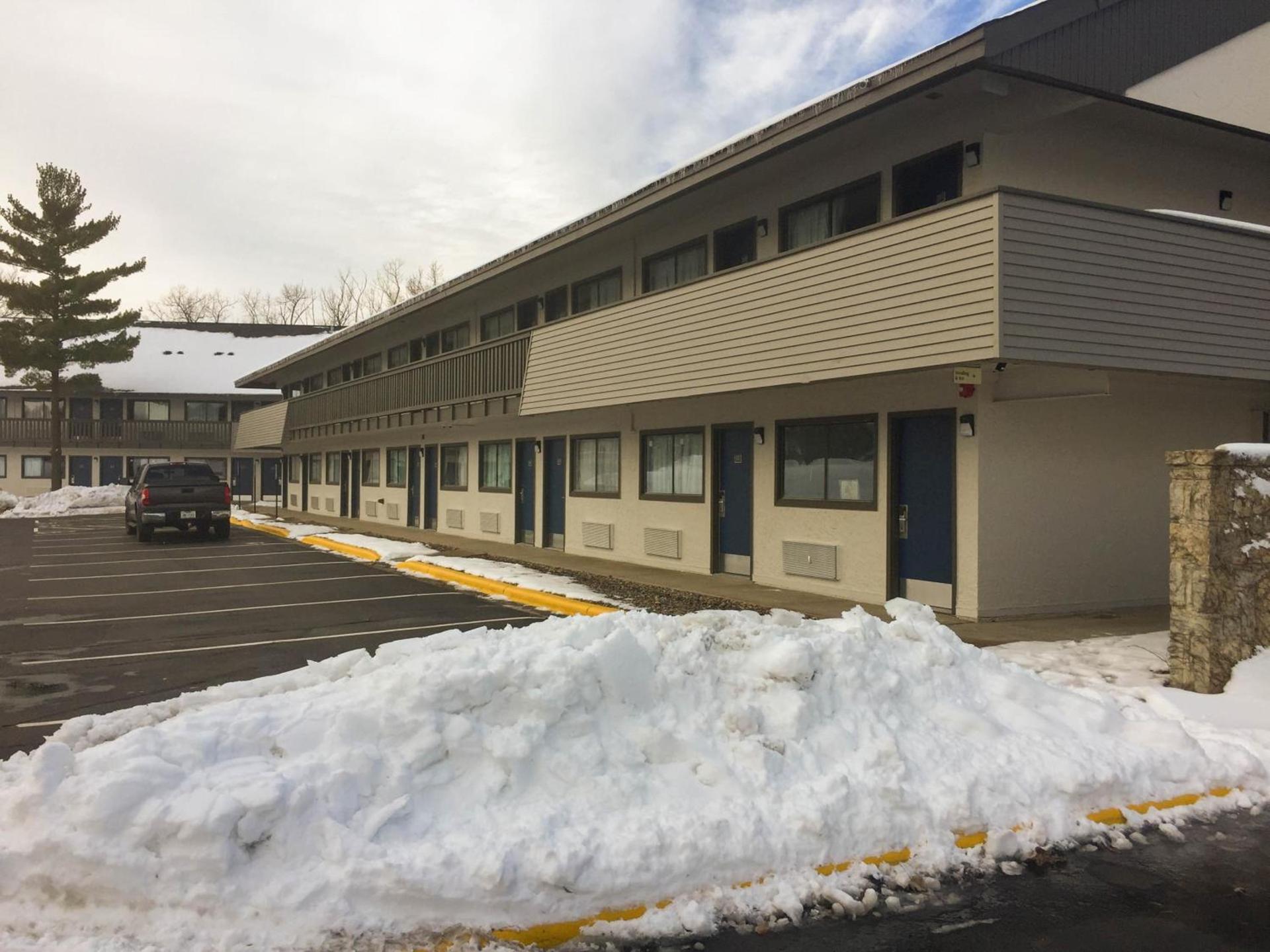 Motel 6-Burnsville, MN photo 10