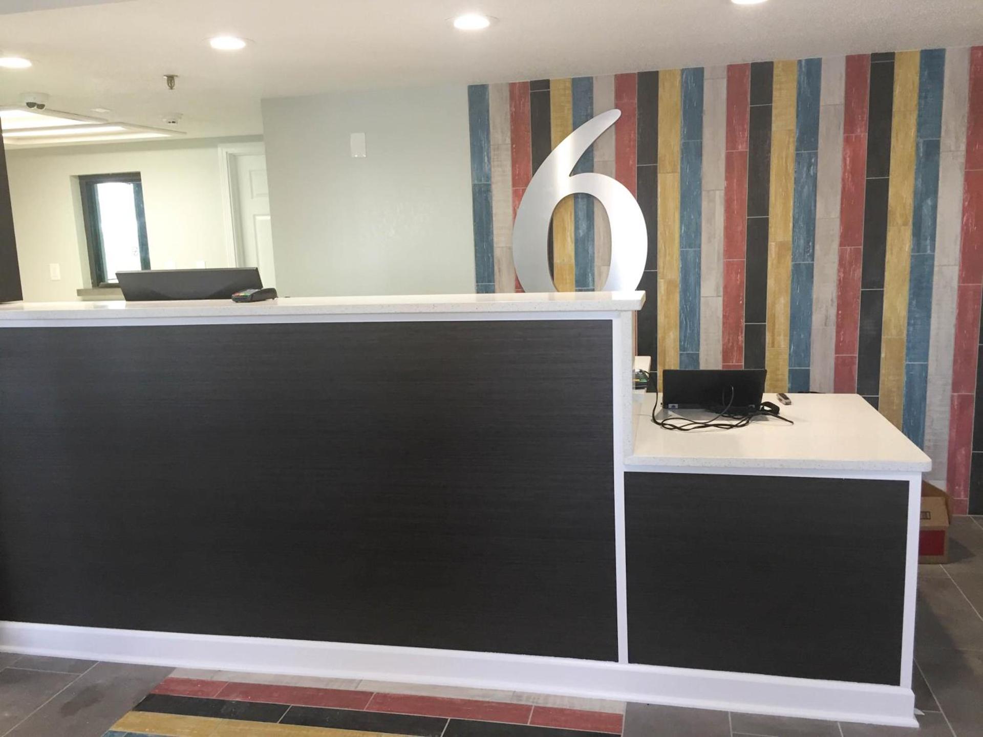 Motel 6-Burnsville, MN photo 13