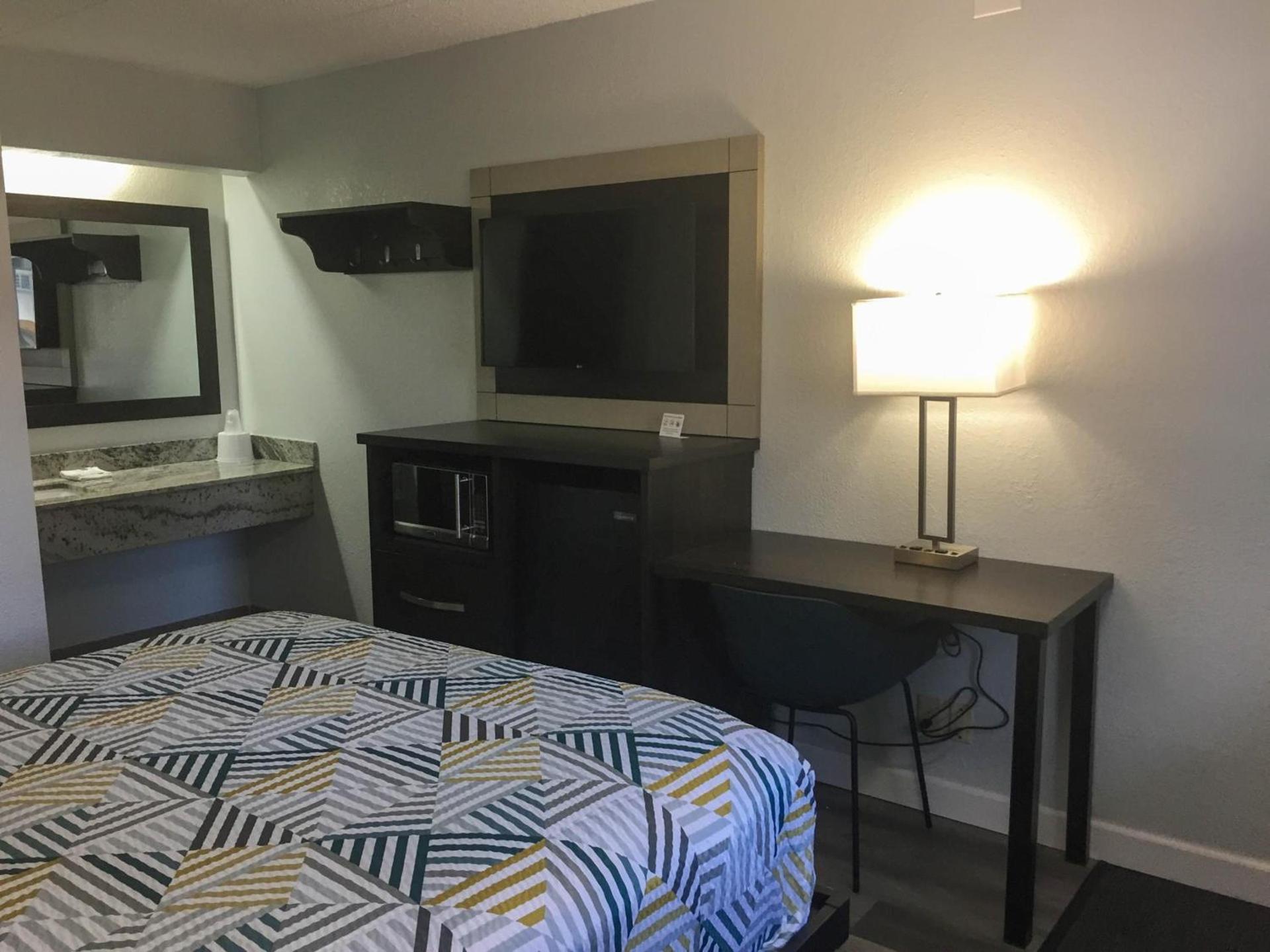 Motel 6-Burnsville, MN photo 16