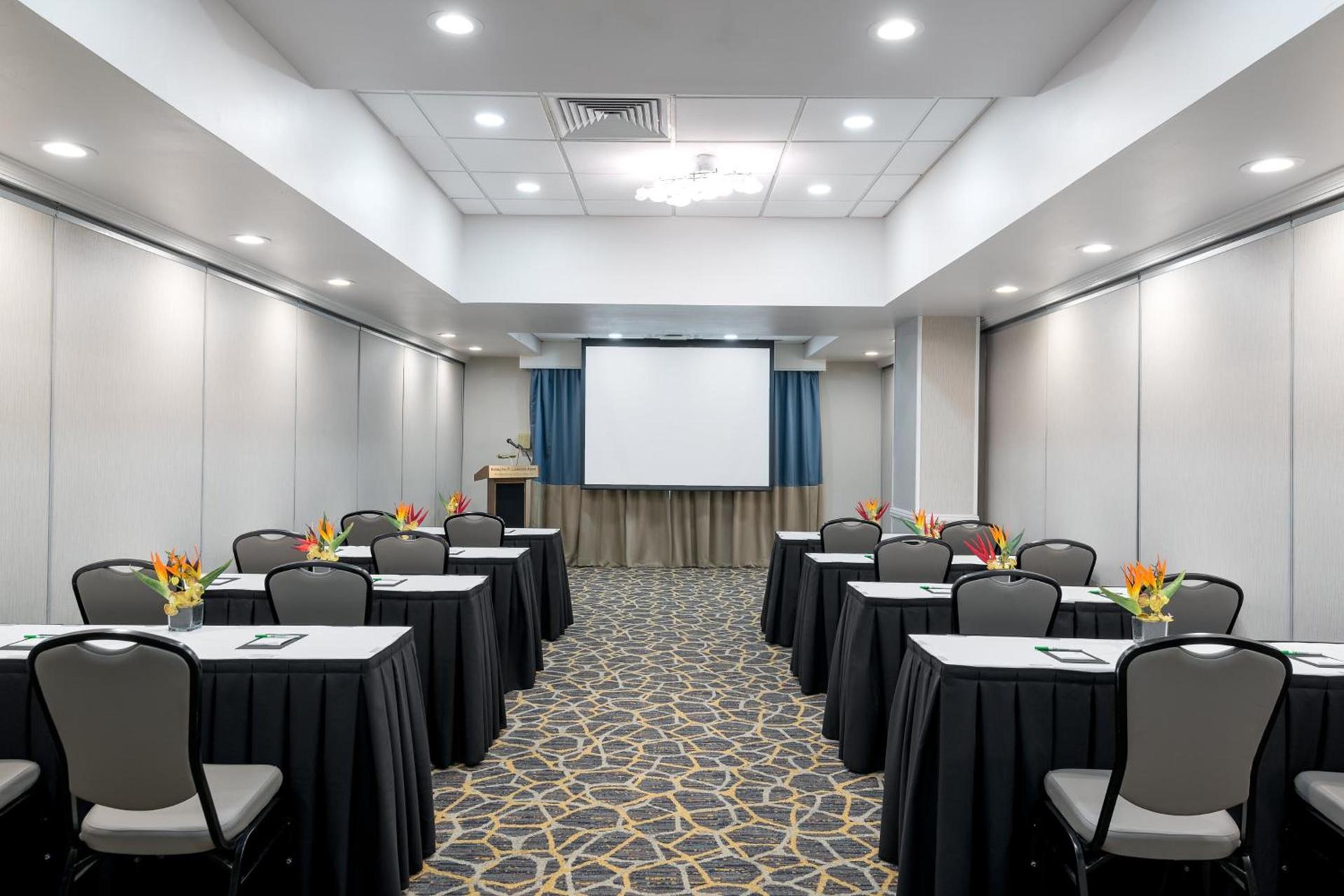 Holiday Inn Fort Lauderdale Airport by IHG photo 30