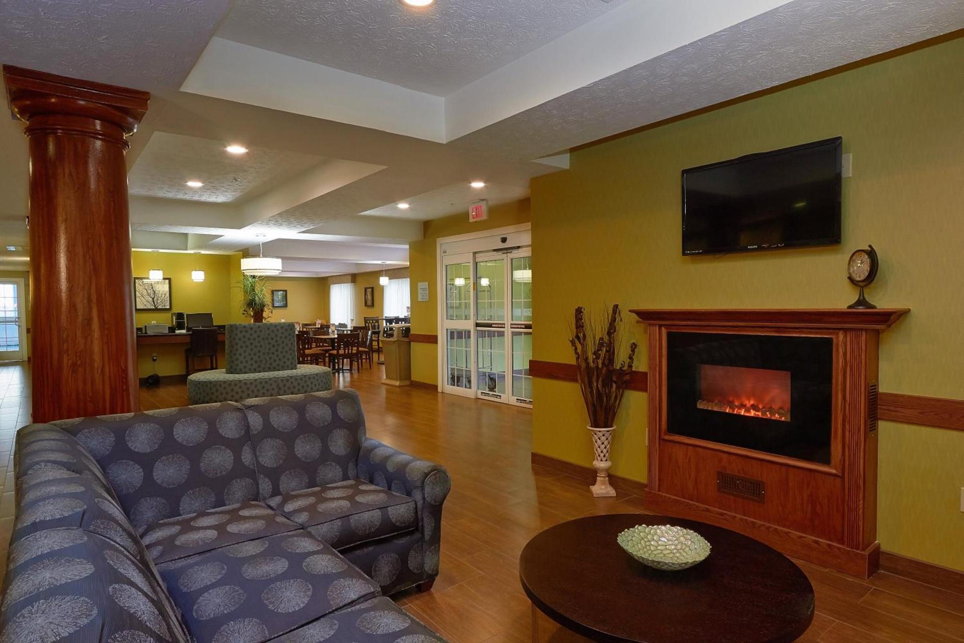 Holiday Inn Express Hotel & Suites Cadillac by IHG photo 12