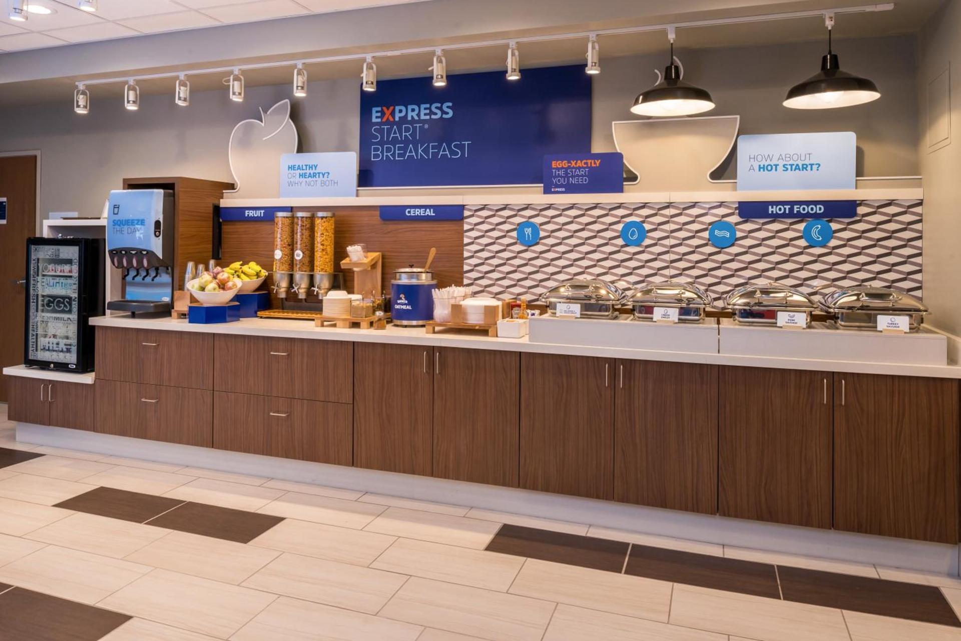 Holiday Inn Express Sierra Vista by IHG photo 54