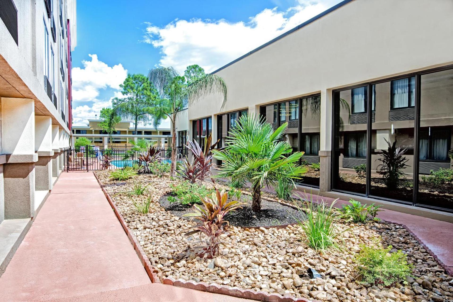Wyndham Houston Sugarland photo 21