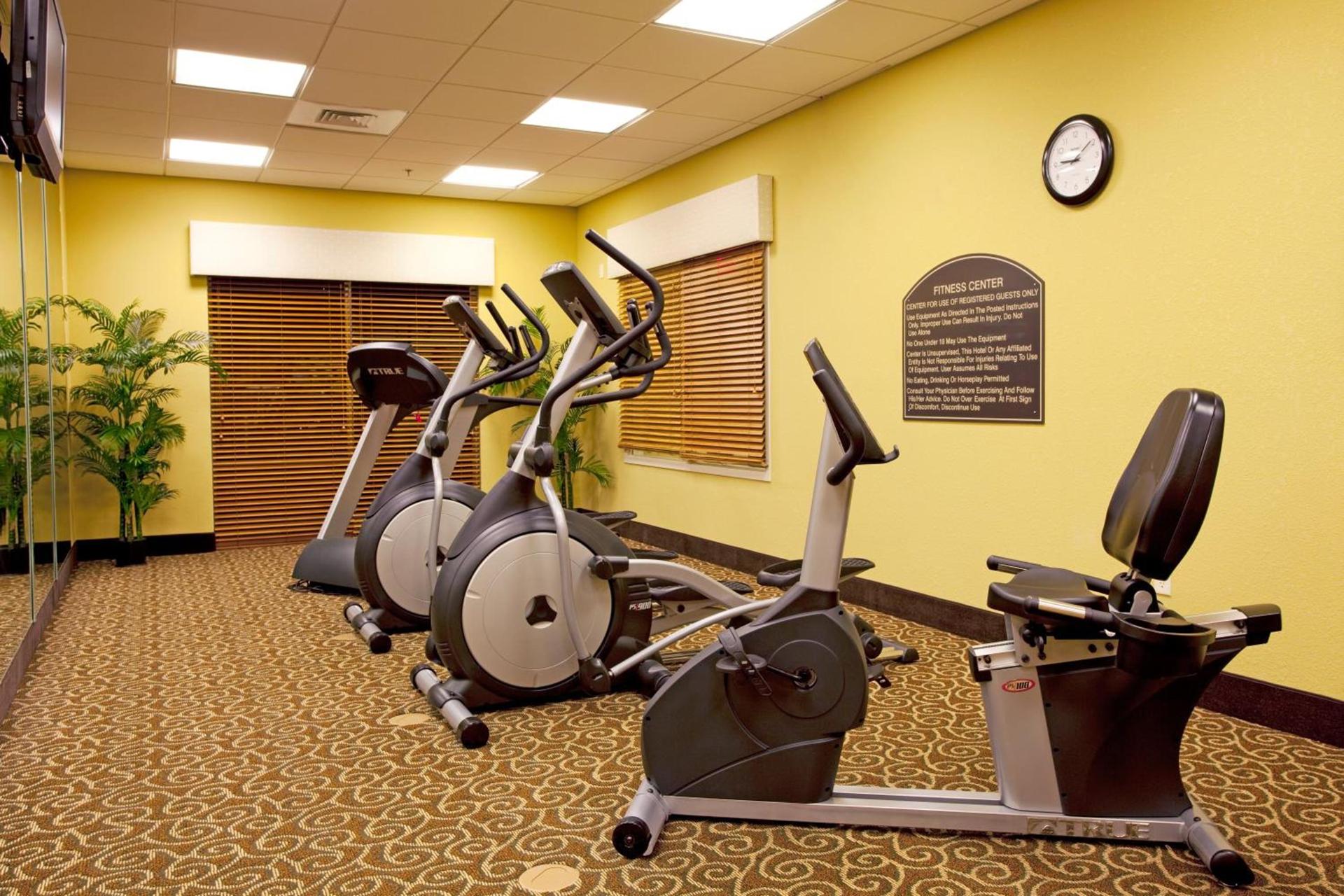 Holiday Inn Express Hotel & Suites Chaffee - Jacksonville West by IHG photo 10
