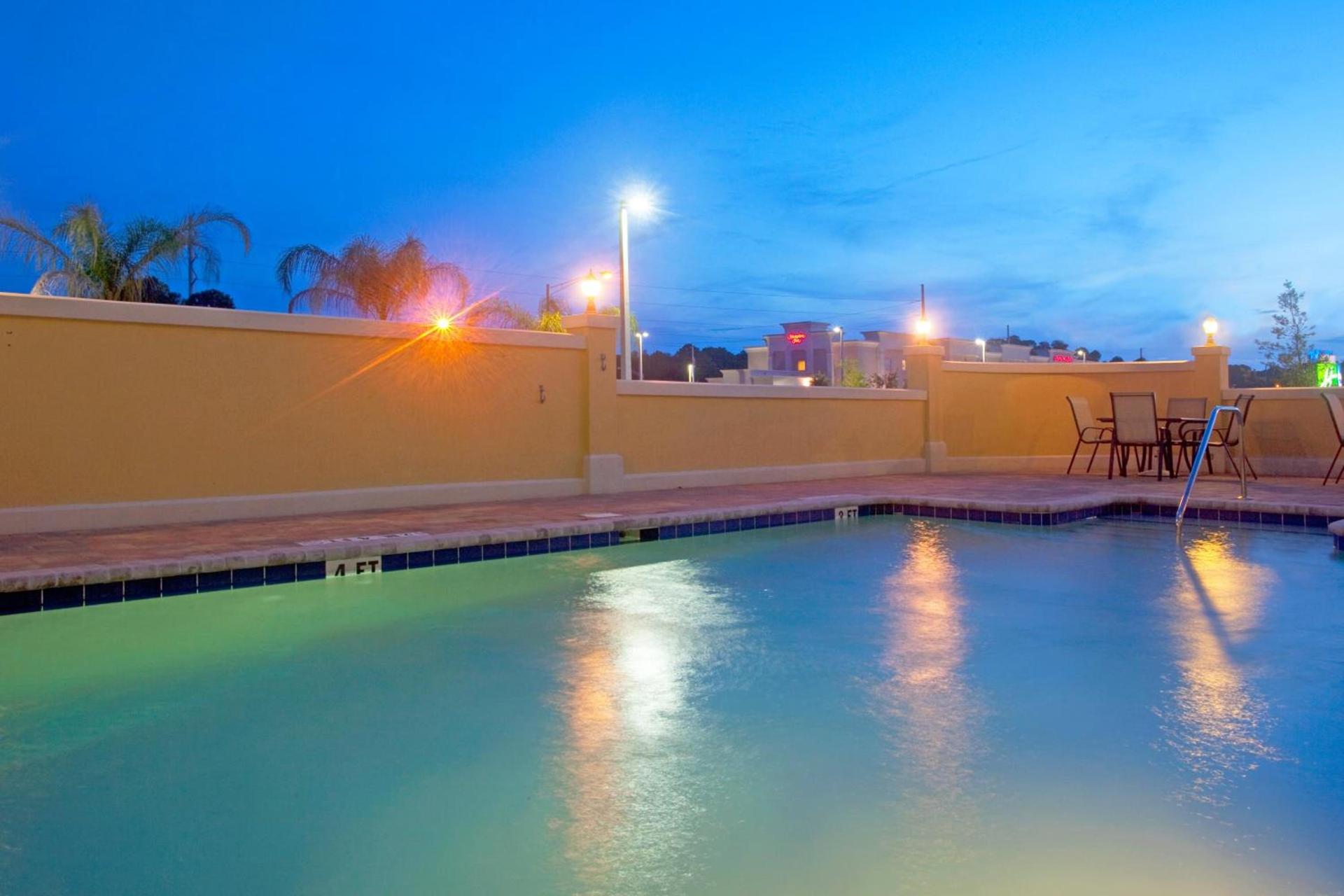 Holiday Inn Express Hotel & Suites Chaffee - Jacksonville West by IHG photo 38