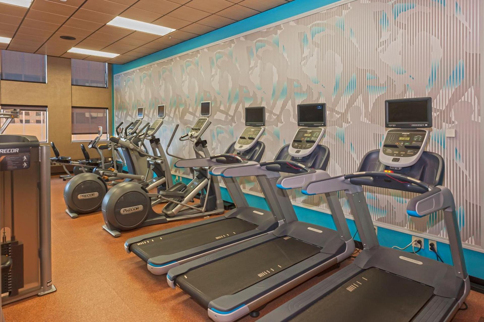 Crowne Plaza Suites MSP Airport - Mall of America by IHG photo 7