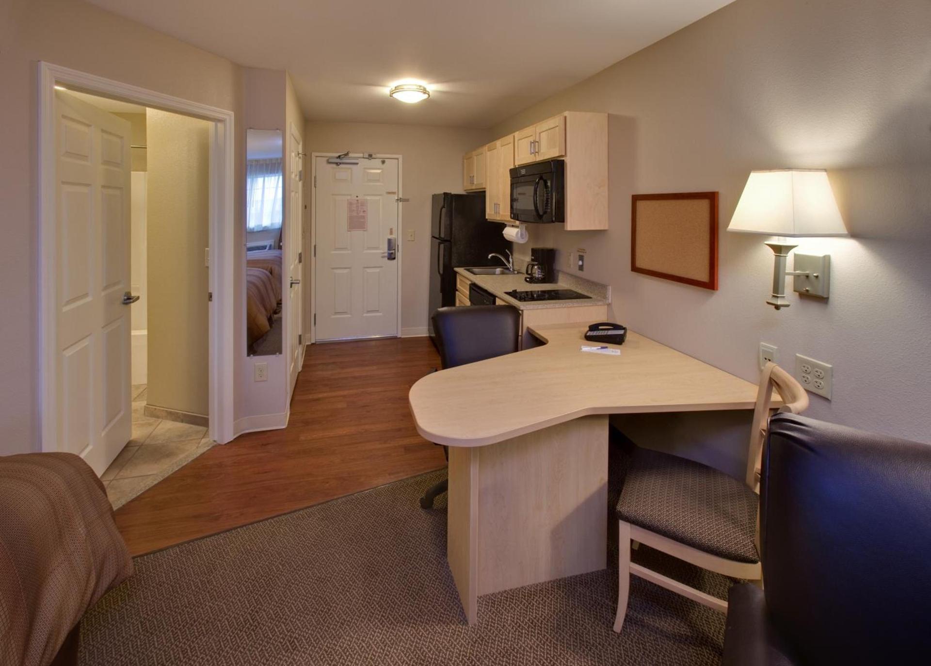 Candlewood Suites Minot by IHG photo 27