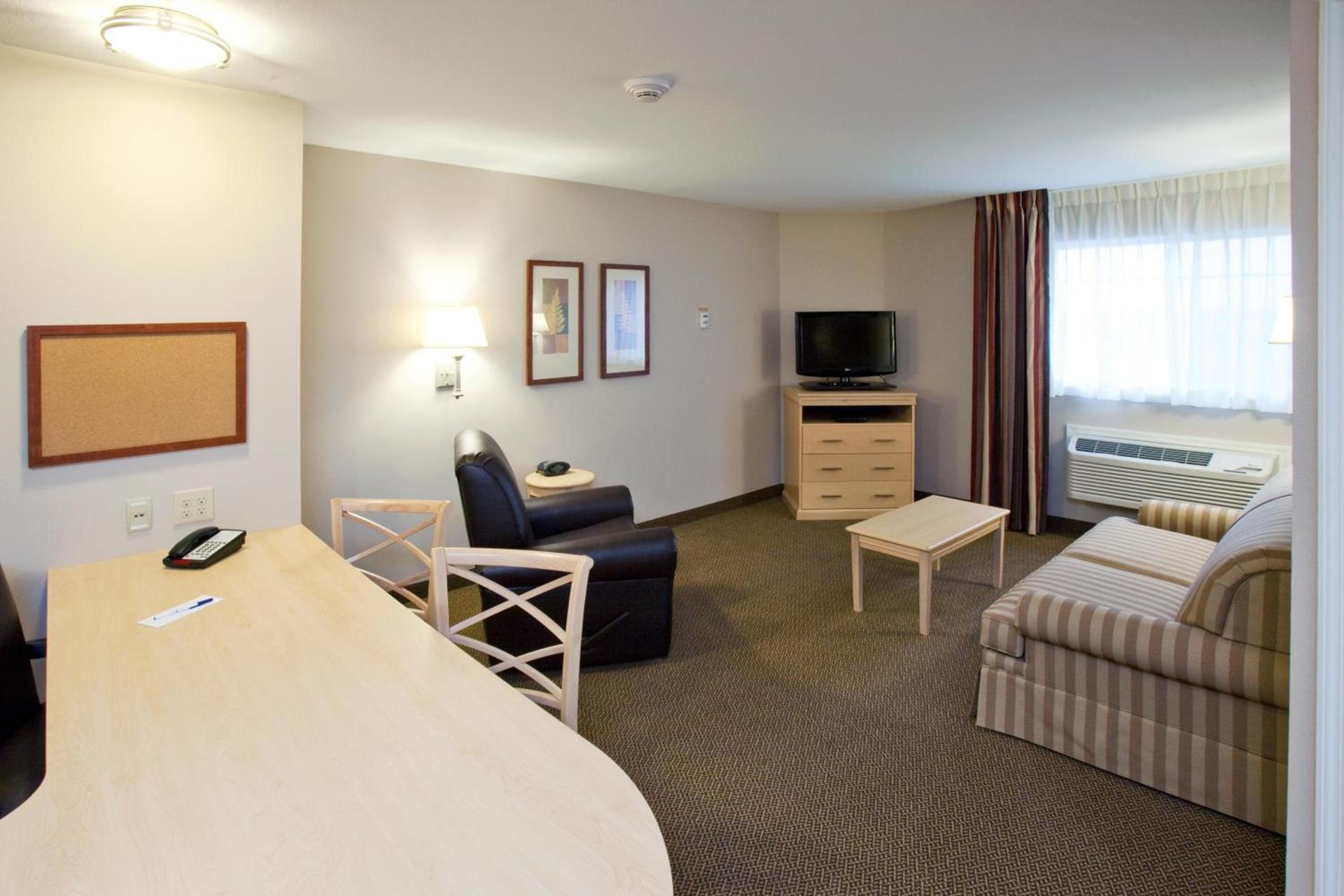Candlewood Suites Minot by IHG photo 23