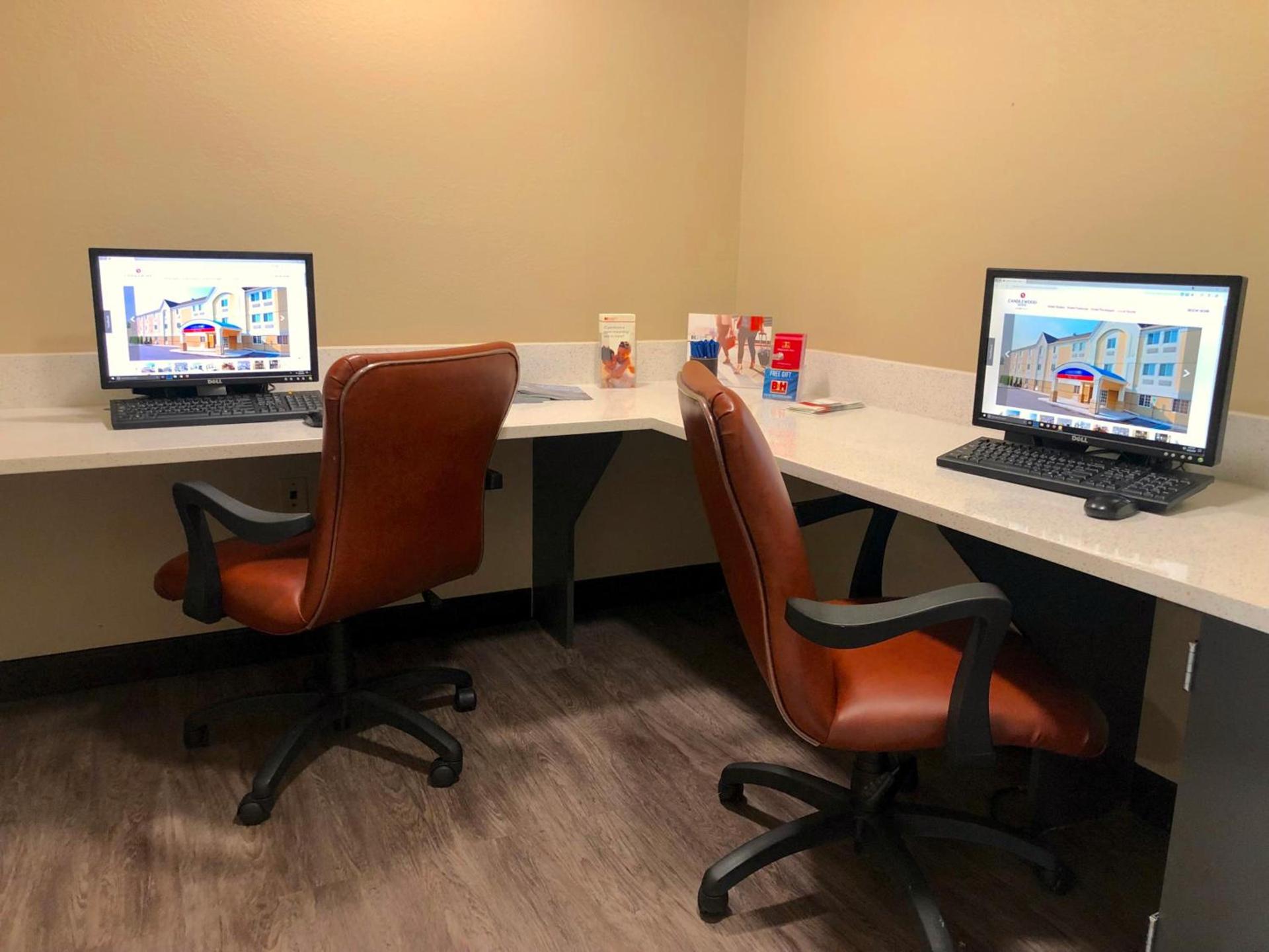 Candlewood Suites Secaucus by IHG photo 11