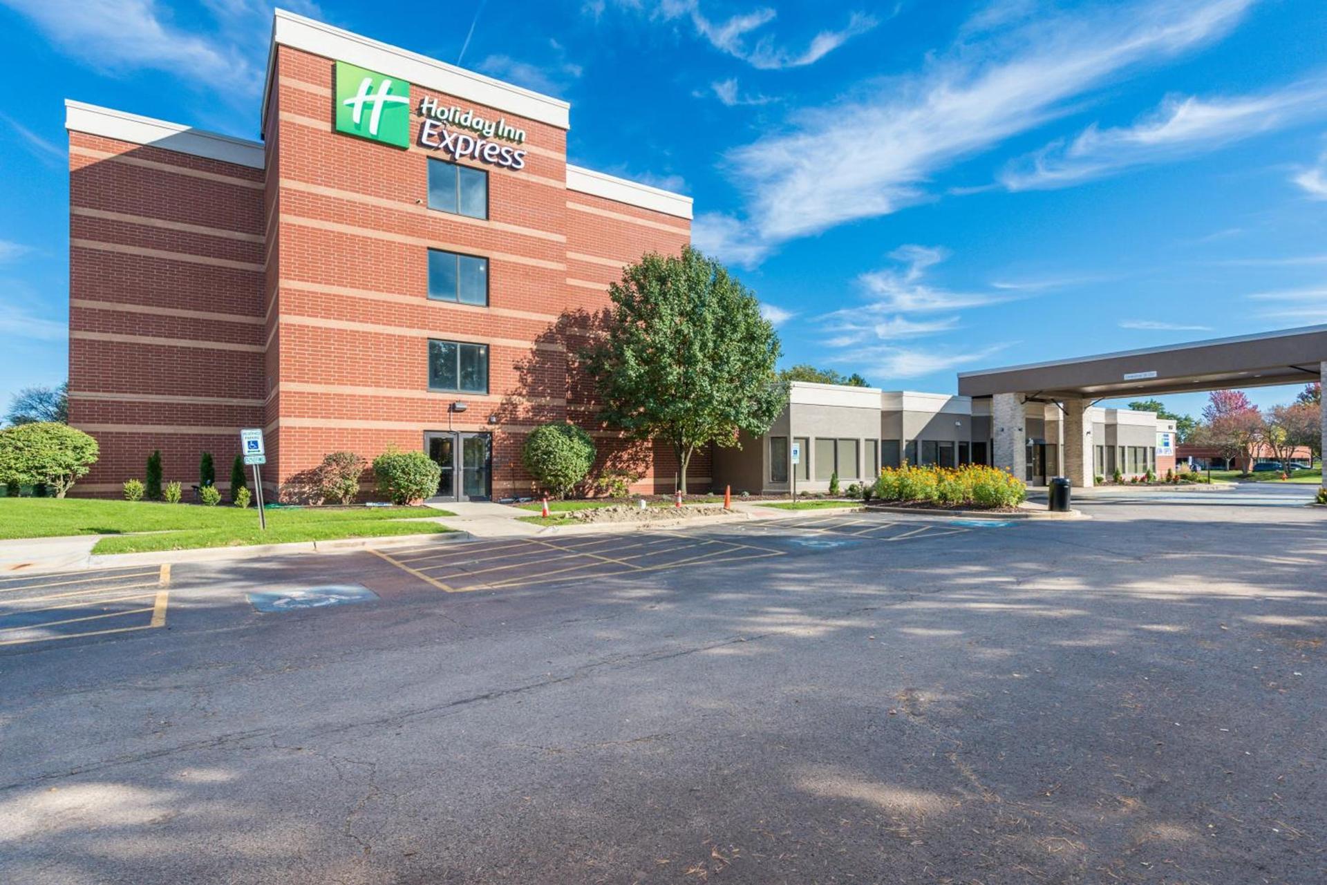Holiday Inn Express Naperville by IHG photo 23