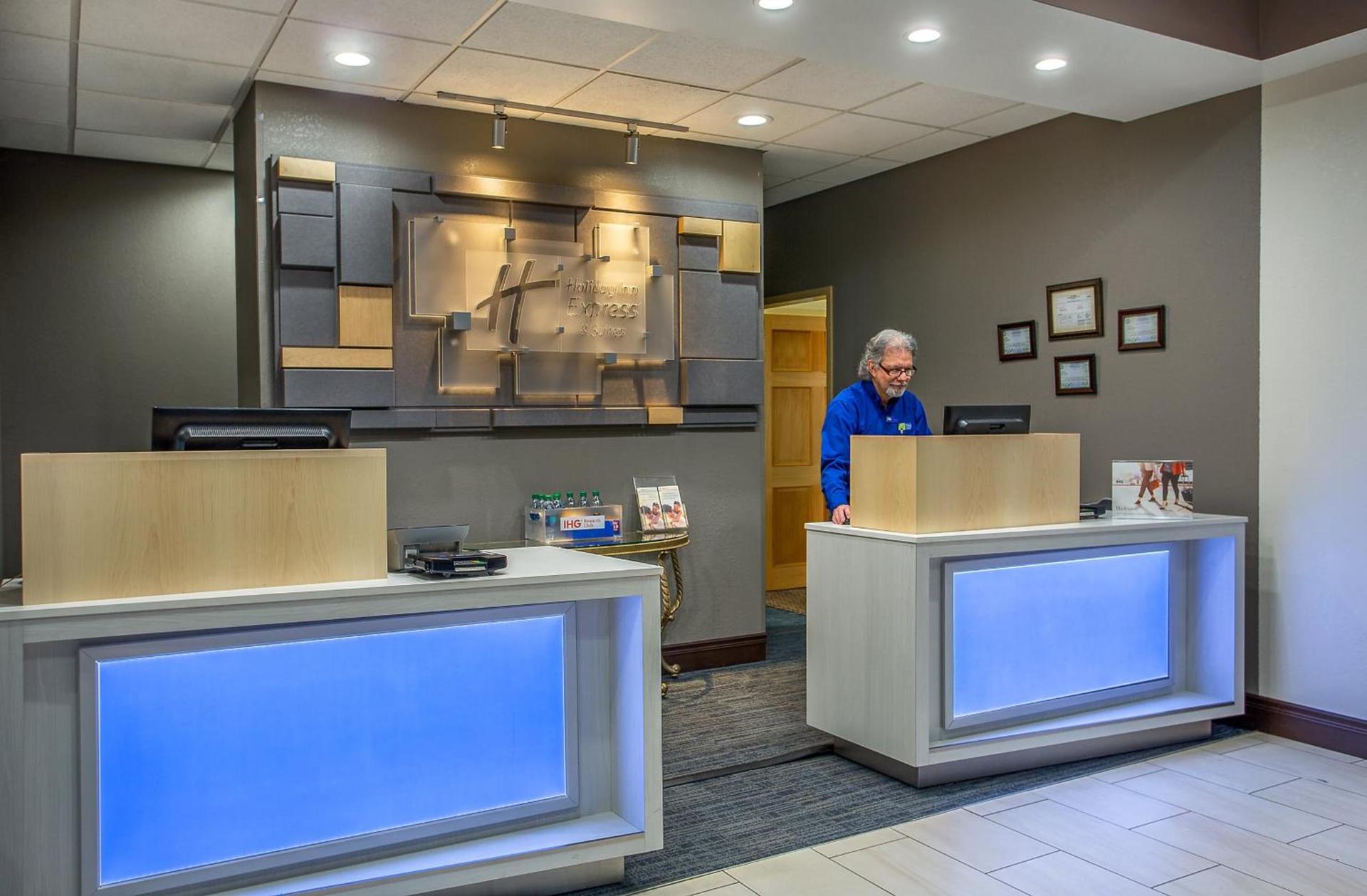 Holiday Inn Express & Suites Morristown by IHG photo 12