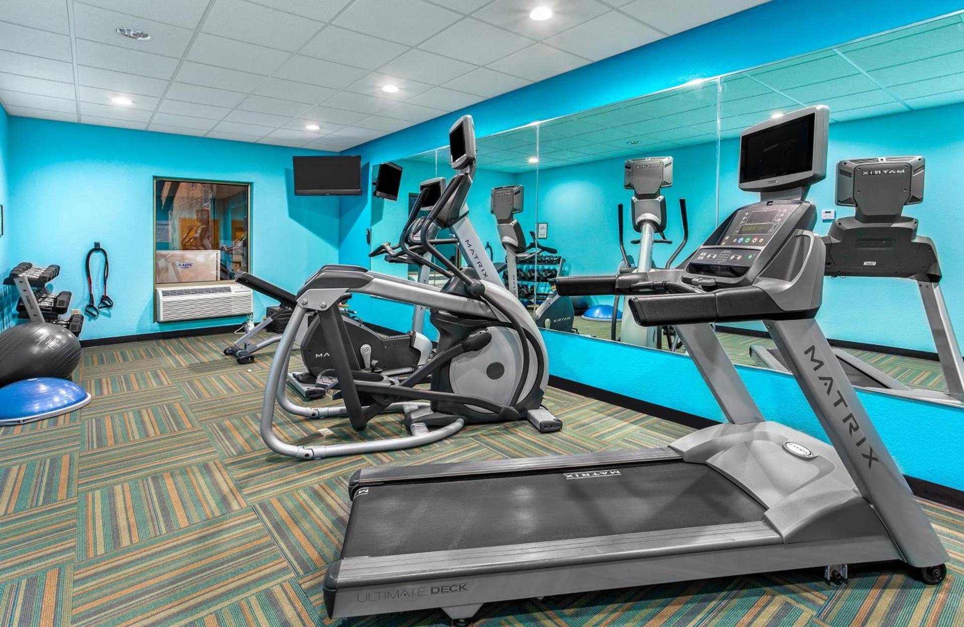 Holiday Inn Express & Suites Morristown by IHG photo 11