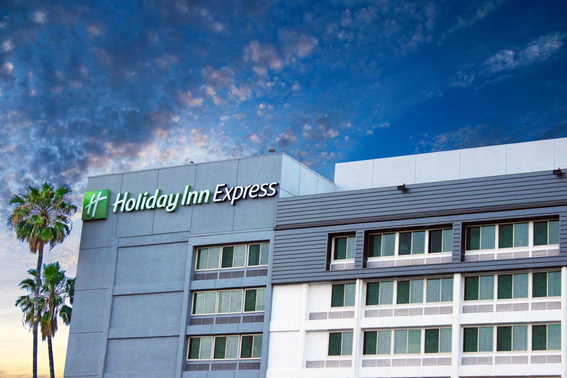 Holiday Inn Express Van Nuys by IHG photo 16