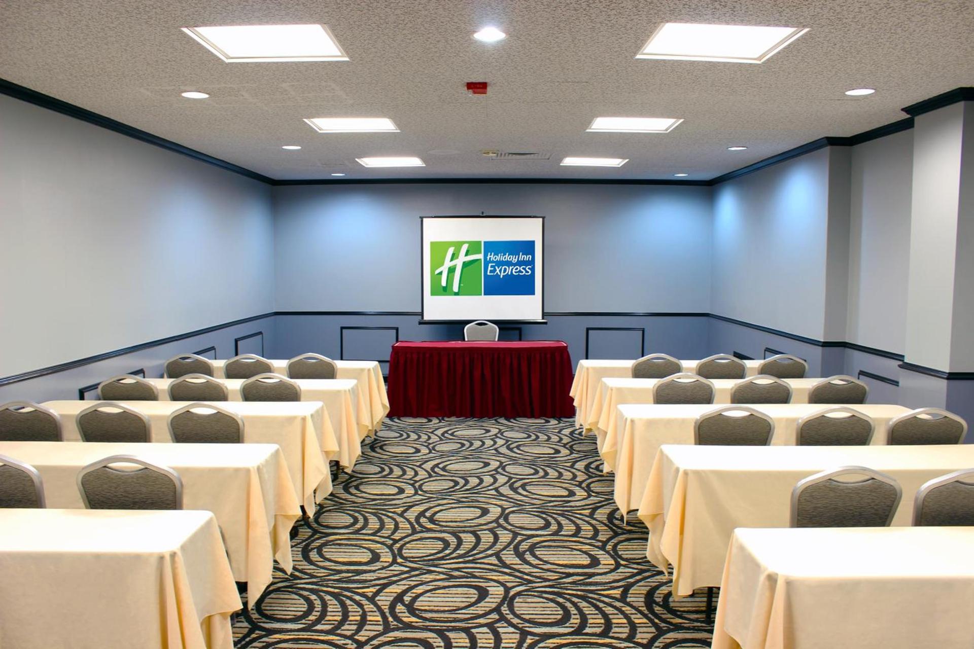 Holiday Inn Express Van Nuys by IHG photo 19