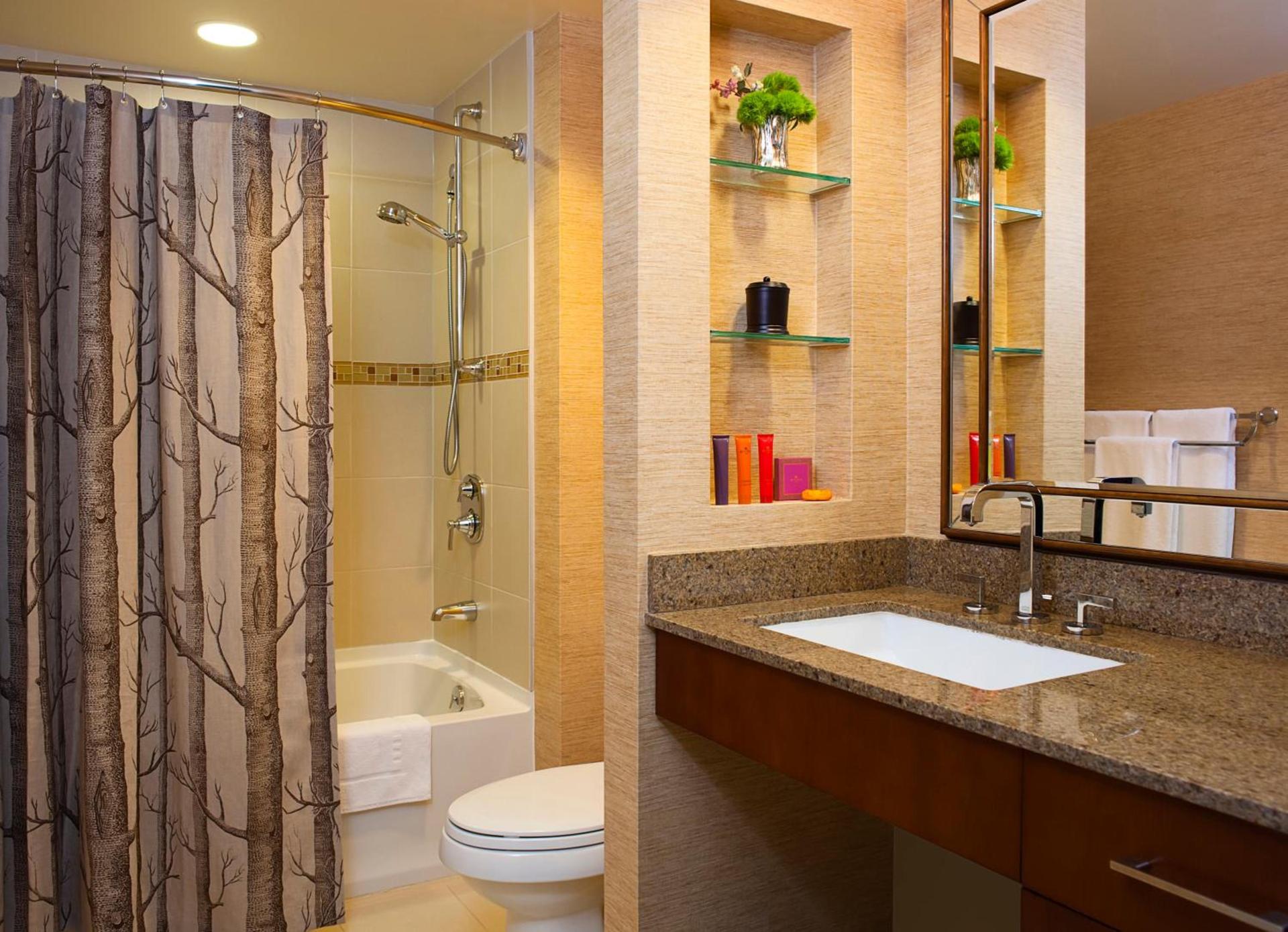 Kimpton Riverplace Hotel by IHG photo 28