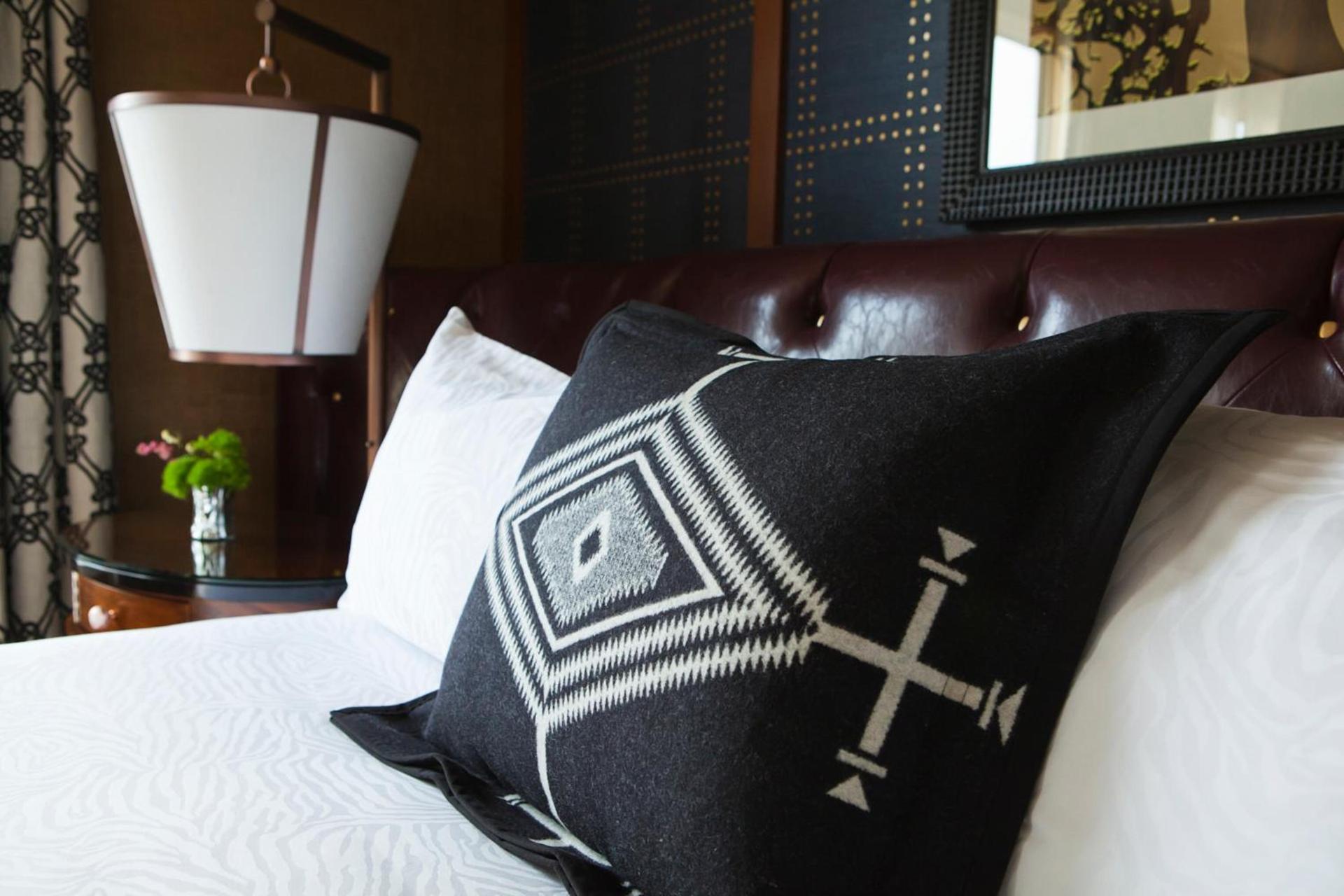 Kimpton Riverplace Hotel by IHG photo 41