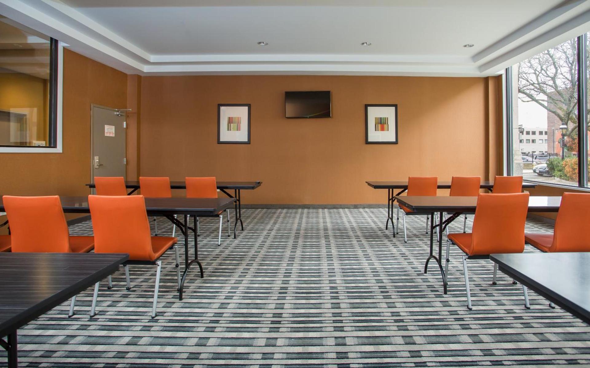 Holiday Inn Express - Springfield Downtown by IHG photo 13