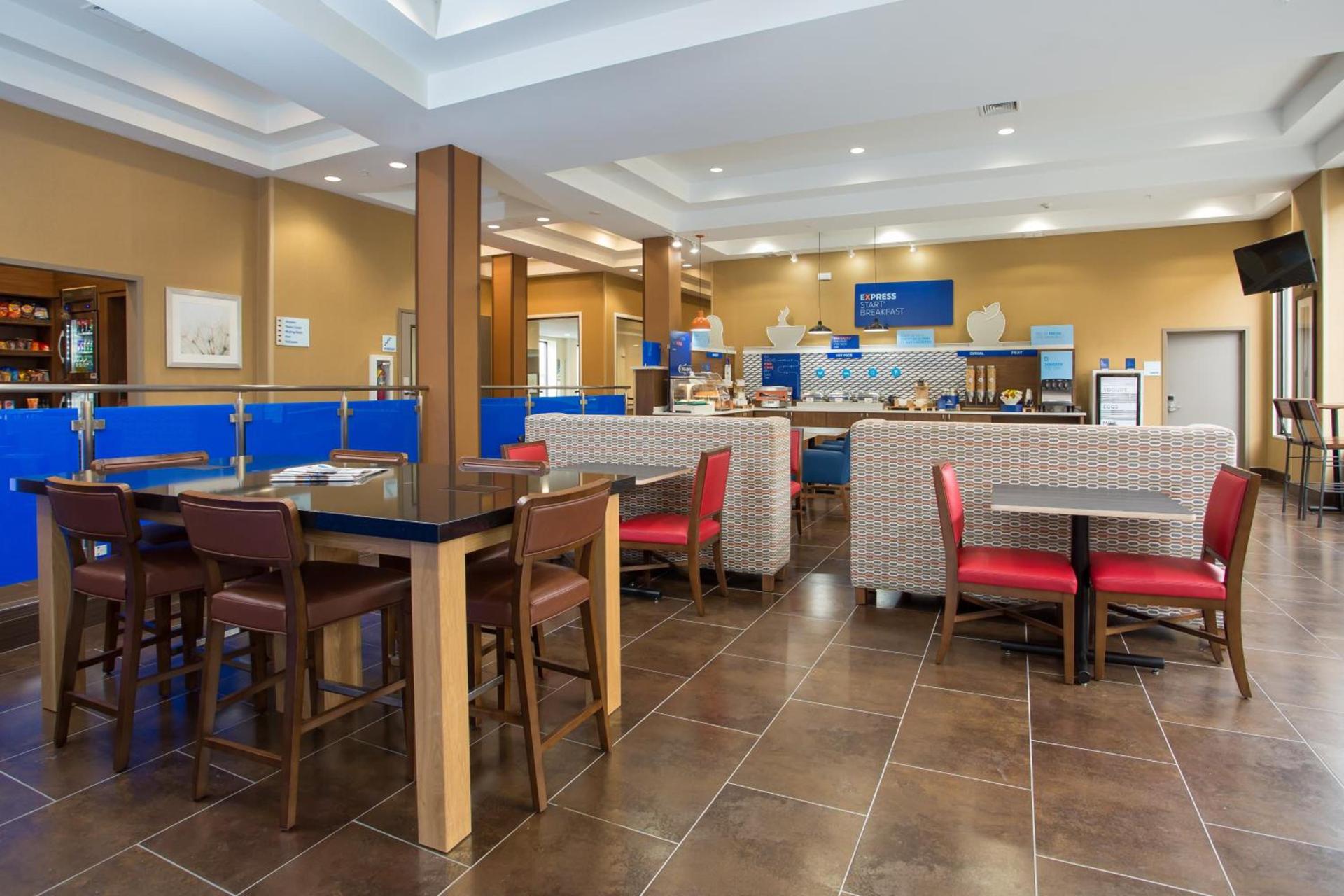 Holiday Inn Express - Springfield Downtown by IHG photo 22