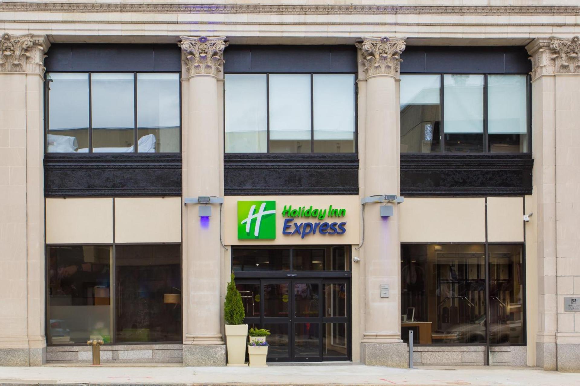 Holiday Inn Express - Springfield Downtown by IHG photo 9