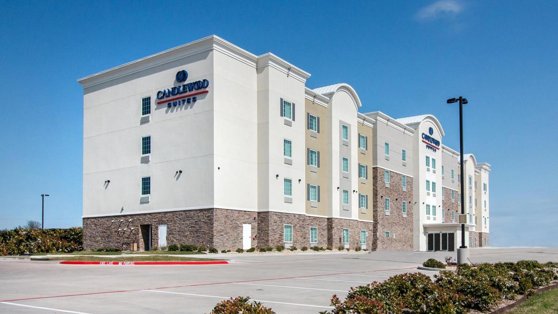 Candlewood Suites Waco by IHG photo 87