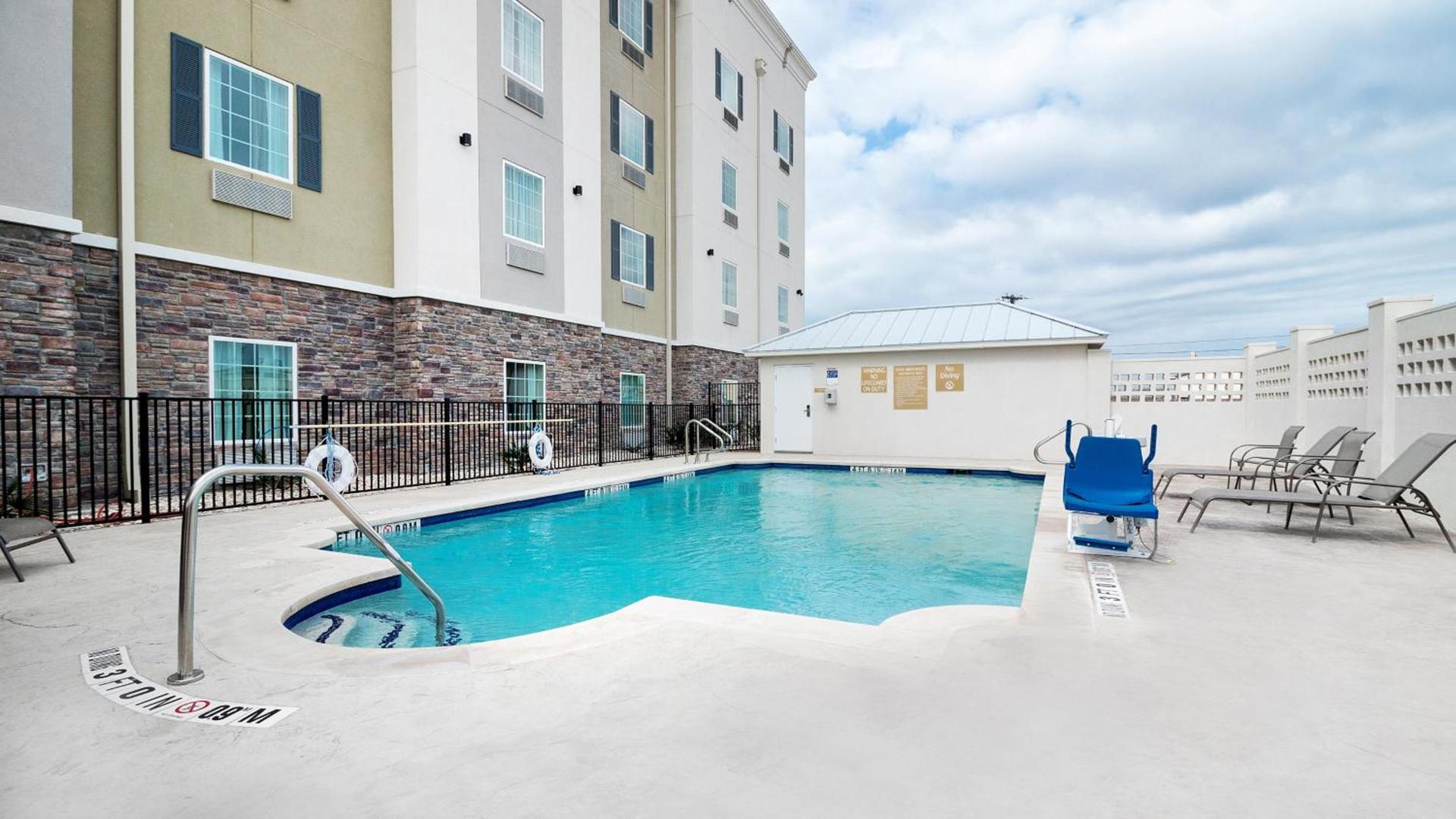 Candlewood Suites Waco by IHG photo 93