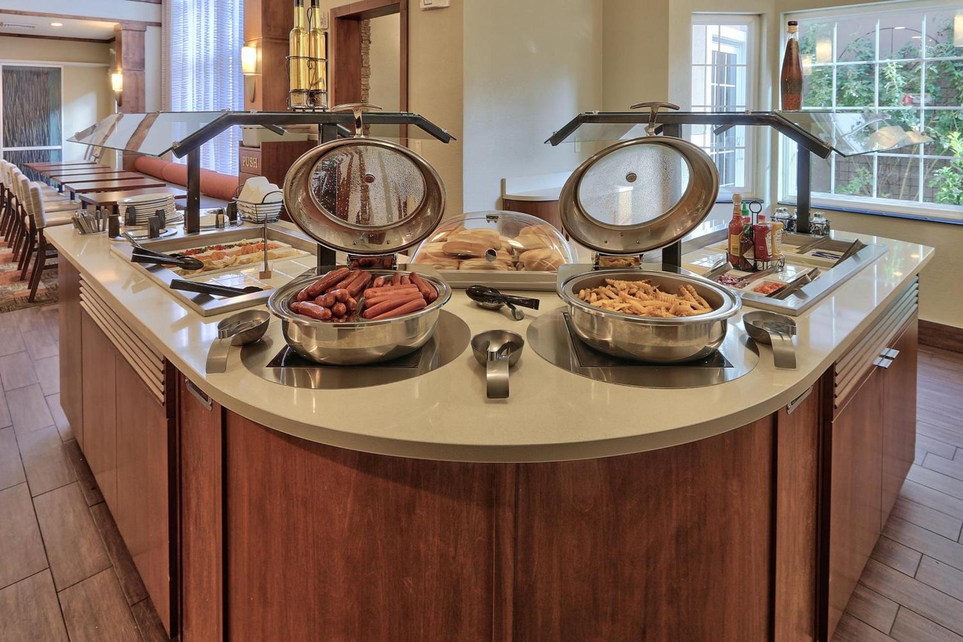 Staybridge Suites Albuquerque North by IHG photo 41