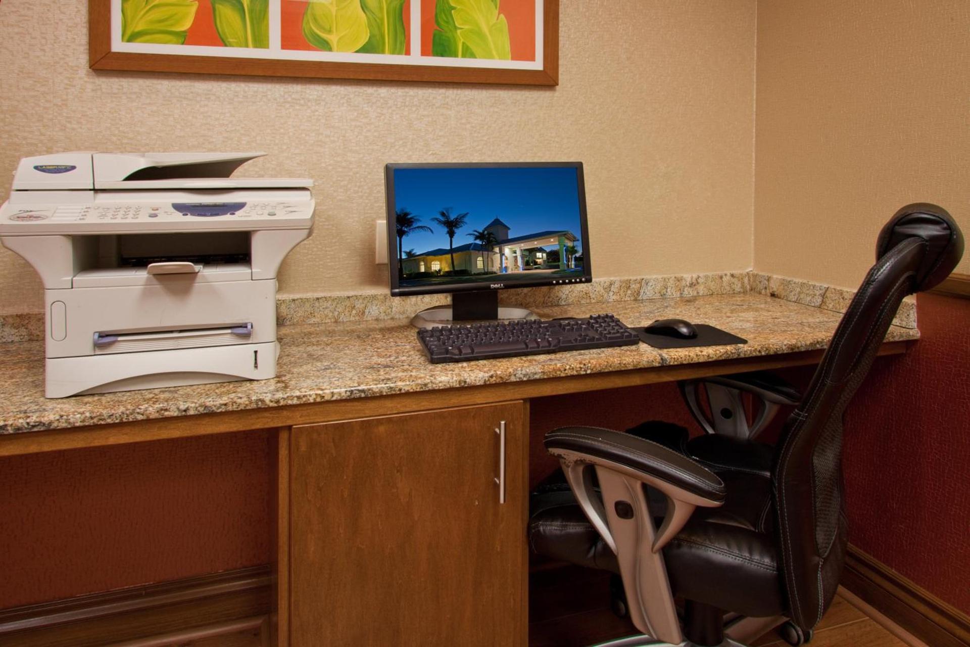 Holiday Inn Express- North Palm Beach and IHG Hotel photo 10